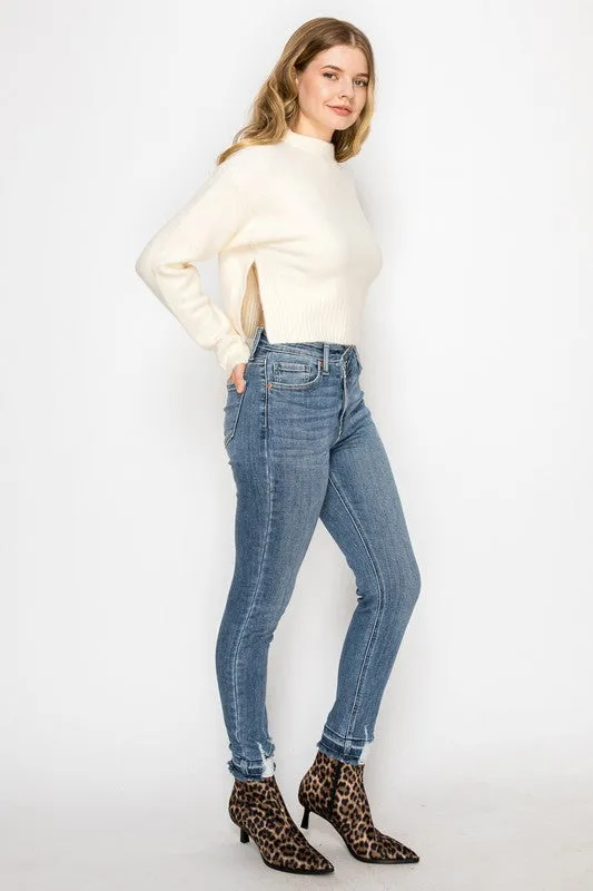 HIGH RISE CROSSOVER SKINNY JEANS sold by Charming Charlie product image thumbnail 5
