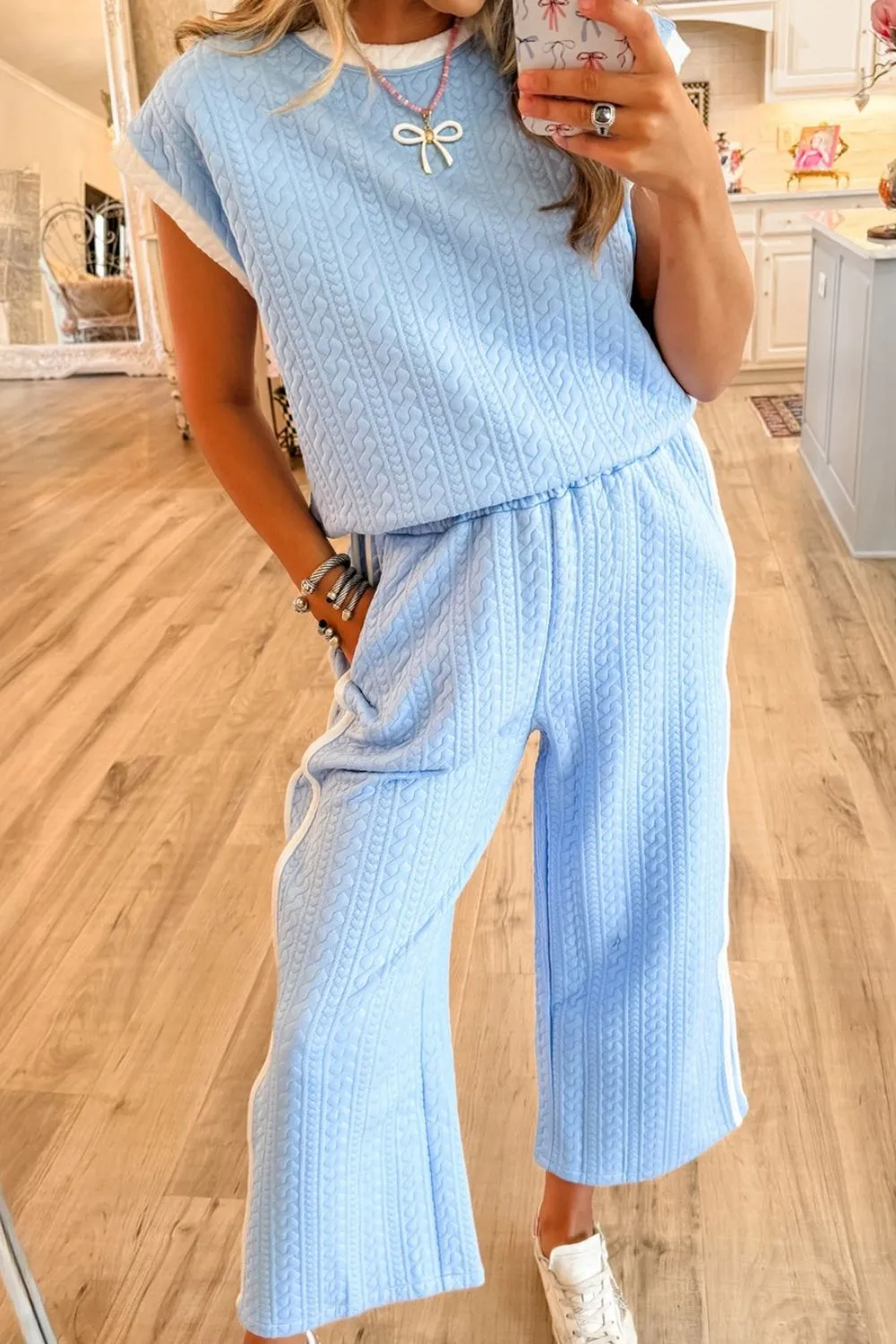 Textured Contrast Edge Top and High Waist Pants Set sold by Charming Charlie product image thumbnail 5