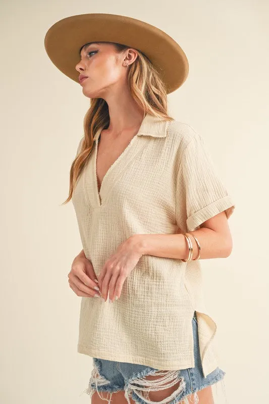 Aemi + Co Side Slit Johnny Collar Short Sleeve Cotton Gauze Blouse sold by Charming Charlie product image thumbnail 3