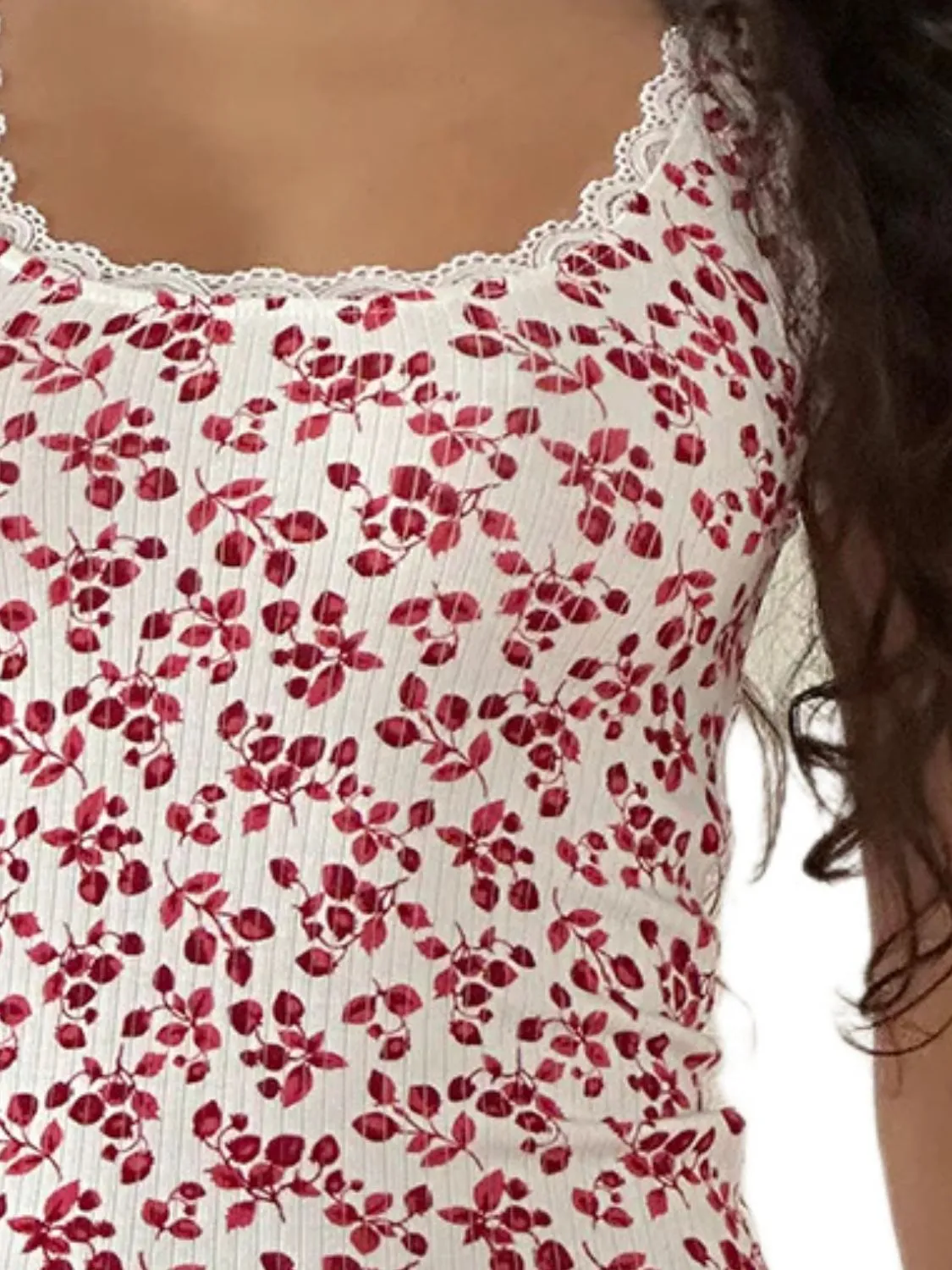 Lace Detail Scoop Neck Tank sold by Charming Charlie product image thumbnail 2