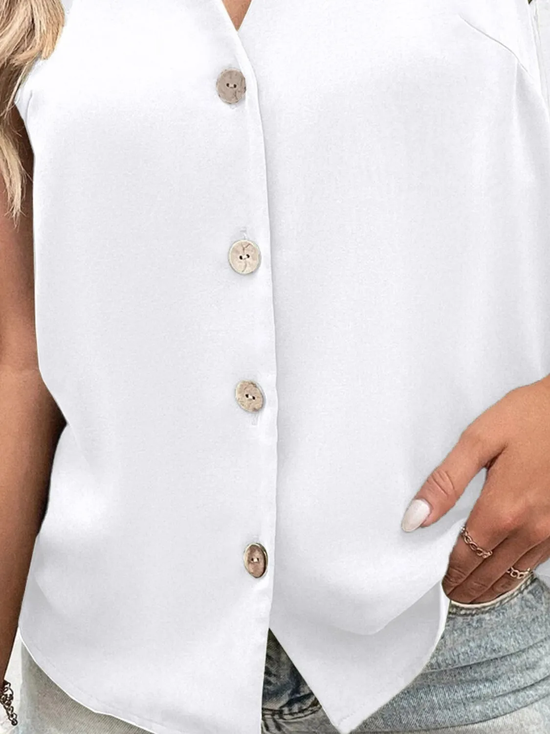 Full Size Johnny Collar Button Down Tank Plus Size sold by Charming Charlie product image thumbnail 2