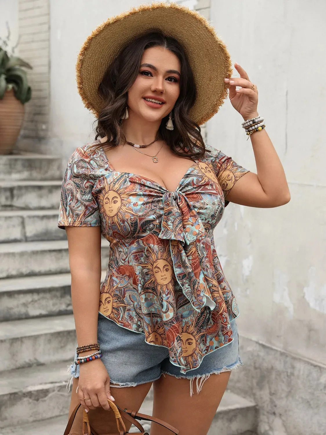 Plus Size Printed Sweetheart Neck Short Sleeve Blouse sold by Charming Charlie product image thumbnail 4