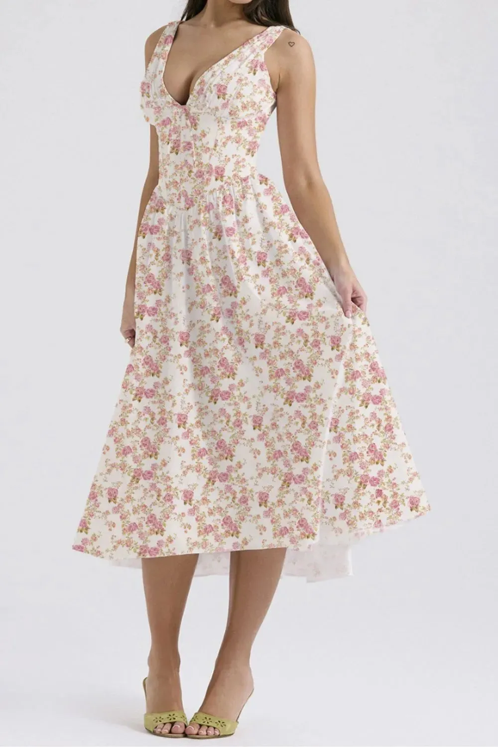 Floral V-Neck Sleeveless Midi Dress with Pockets sold by Charming Charlie product image thumbnail 5