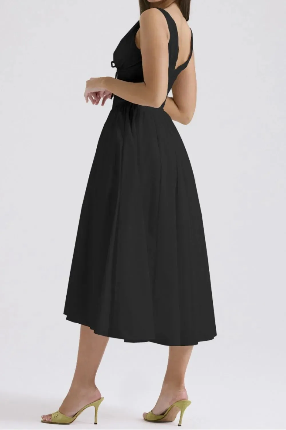 Ruched V-Neck Sleeveless Dress with Pockets sold by Charming Charlie product image thumbnail 5