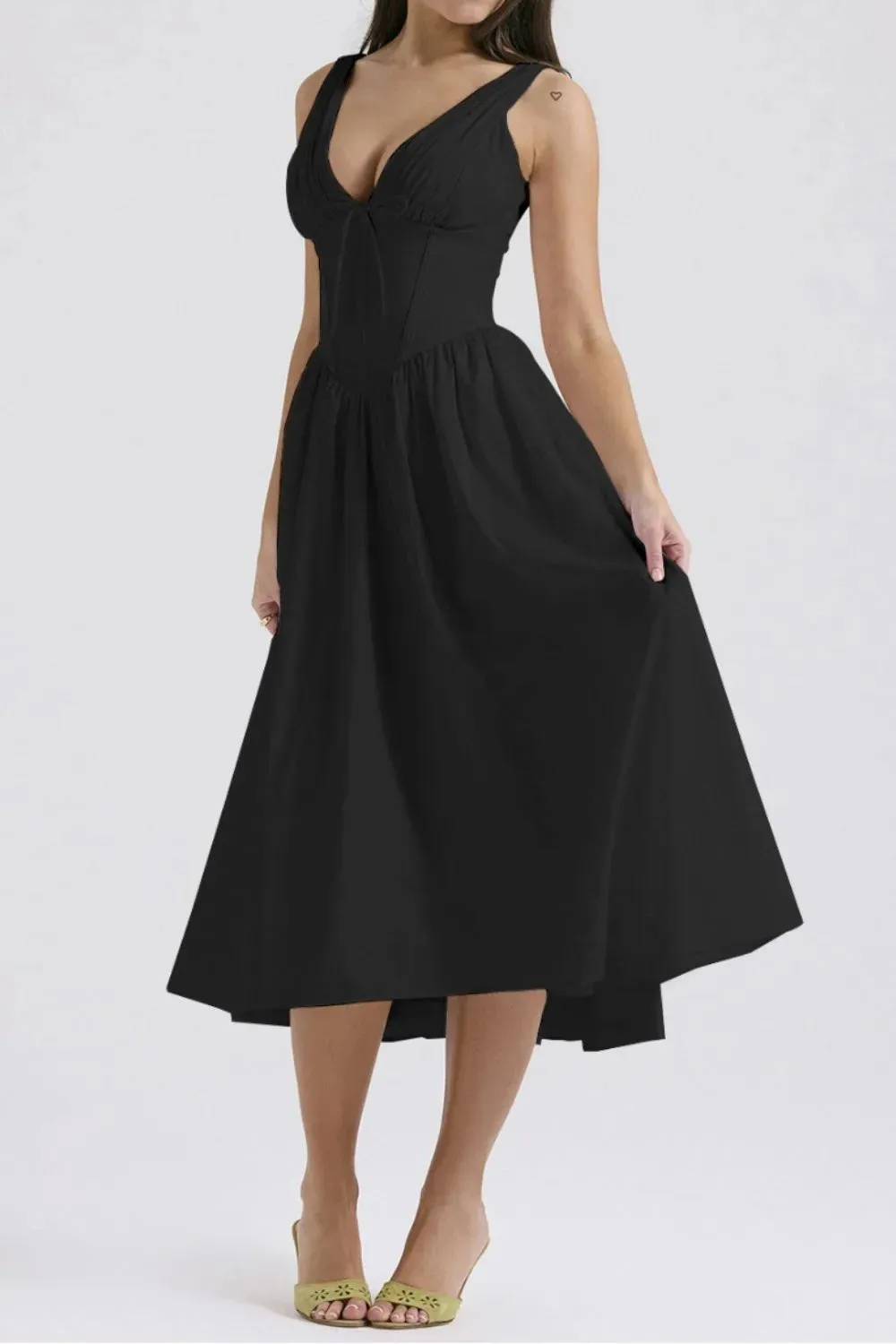 Ruched V-Neck Sleeveless Dress with Pockets sold by Charming Charlie product image thumbnail 4