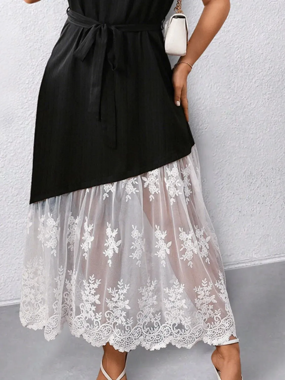 Plus Size Lace Patchwork Short Sleeve Maxi Dress sold by Charming Charlie product image thumbnail 5