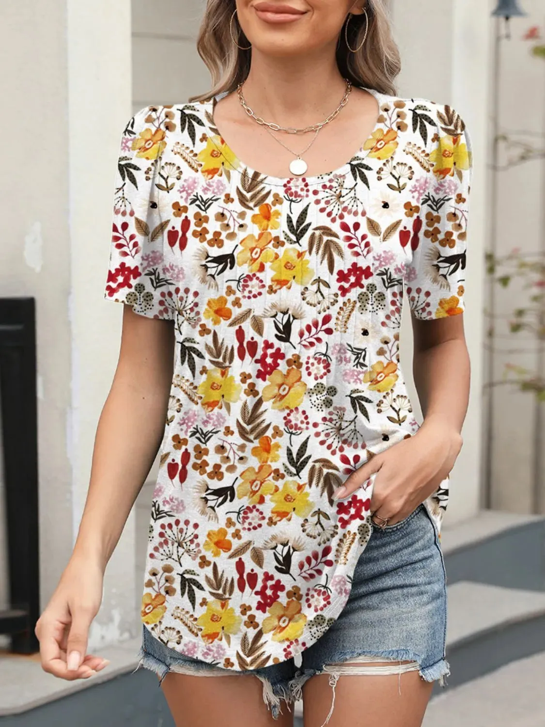 Floral Round Neck Short Sleeve Top sold by Charming Charlie product image thumbnail 5