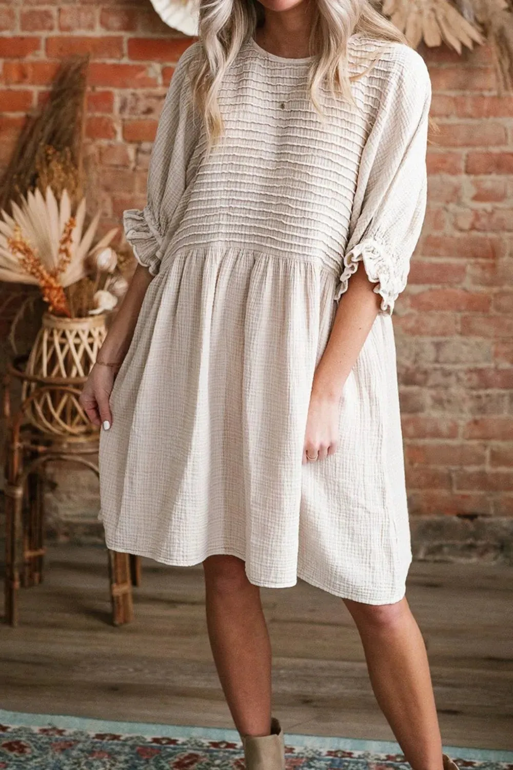 Textured Ruffled Puff Sleeve Loose Dress sold by Charming Charlie product image thumbnail 4