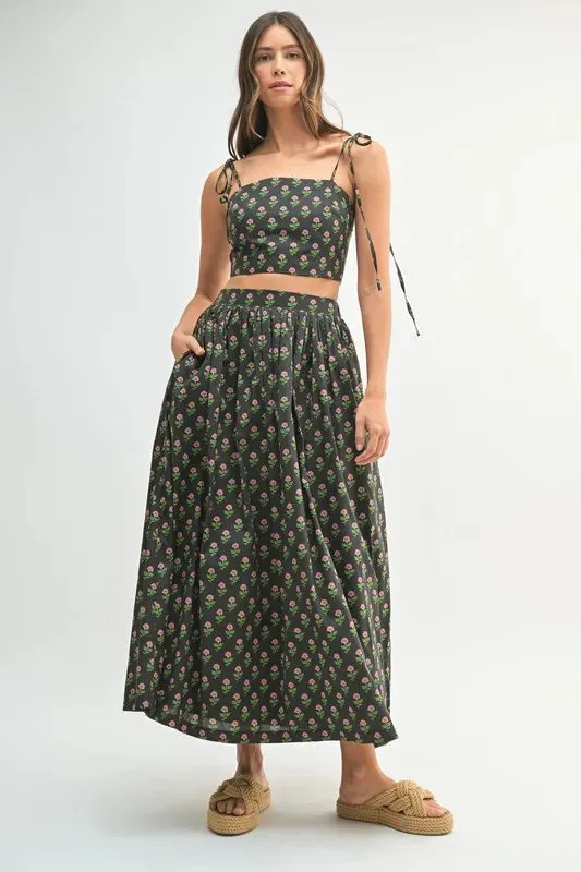 MABLE Floral Crop Top and Skirt Set sold by Charming Charlie product image thumbnail 3