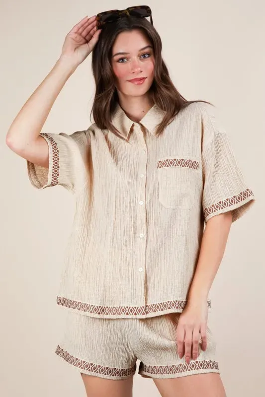 VERY J Crinkled Woven Shirt Top & Shorts Set made by Charming Charlie