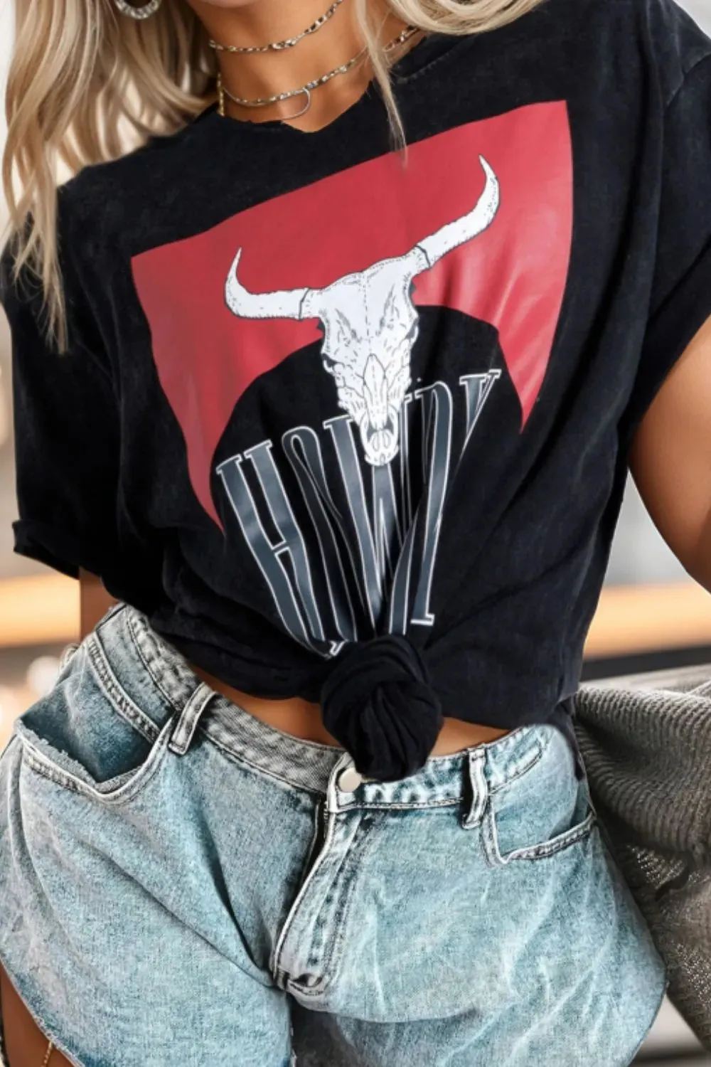 Western HOWDY Steer Head Print Side Slits Loose Fit T Shirt sold by Charming Charlie product image thumbnail 2