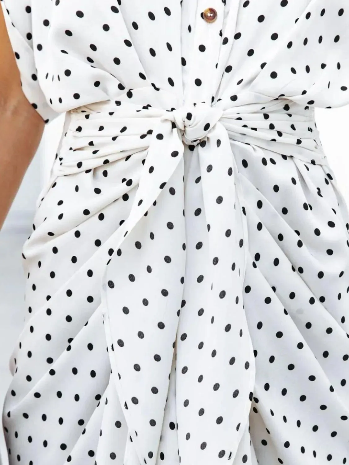 Polka Dot Short Sleeve Midi Dress sold by Charming Charlie product image thumbnail 4