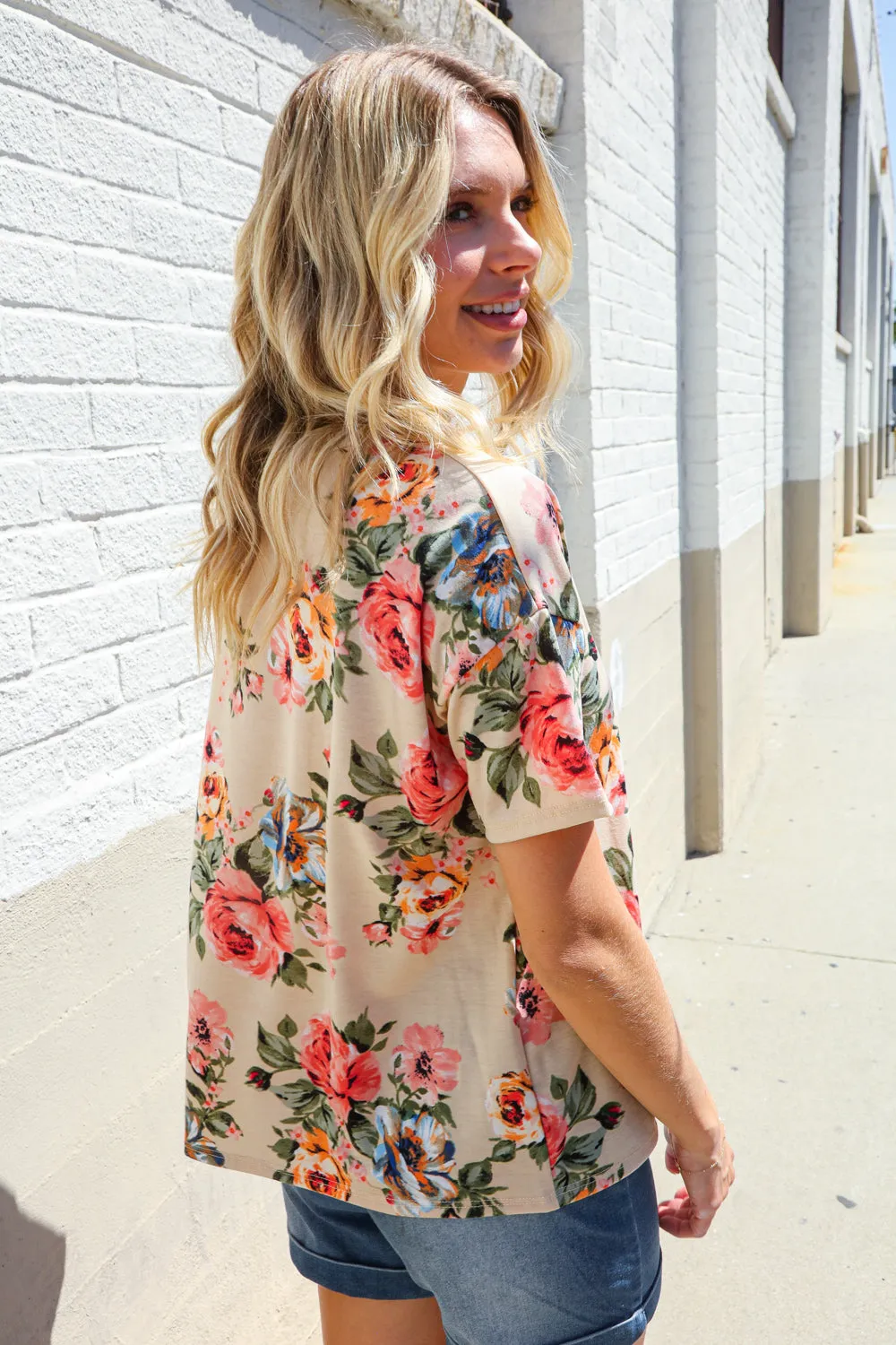 Weekend Ready Taupe Floral Print Short Sleeve Top sold by Charming Charlie product image thumbnail 3