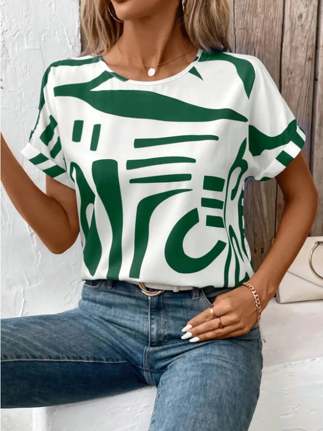 Contrast Round Neck Short Sleeve Blouse sold by Charming Charlie product image thumbnail 5