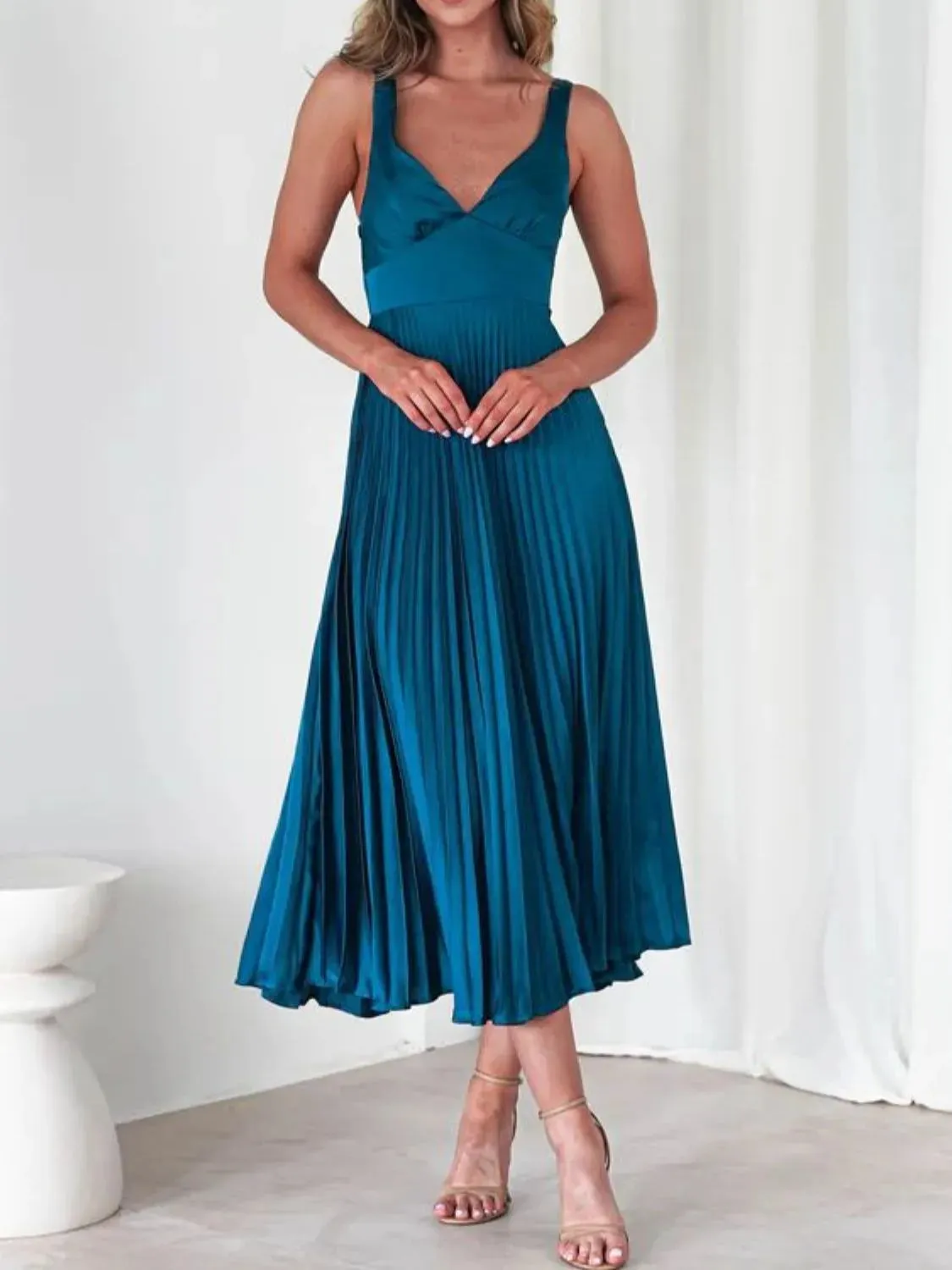 Pleated Backless V-Neck Midi Cami Dress sold by Charming Charlie product image thumbnail 2