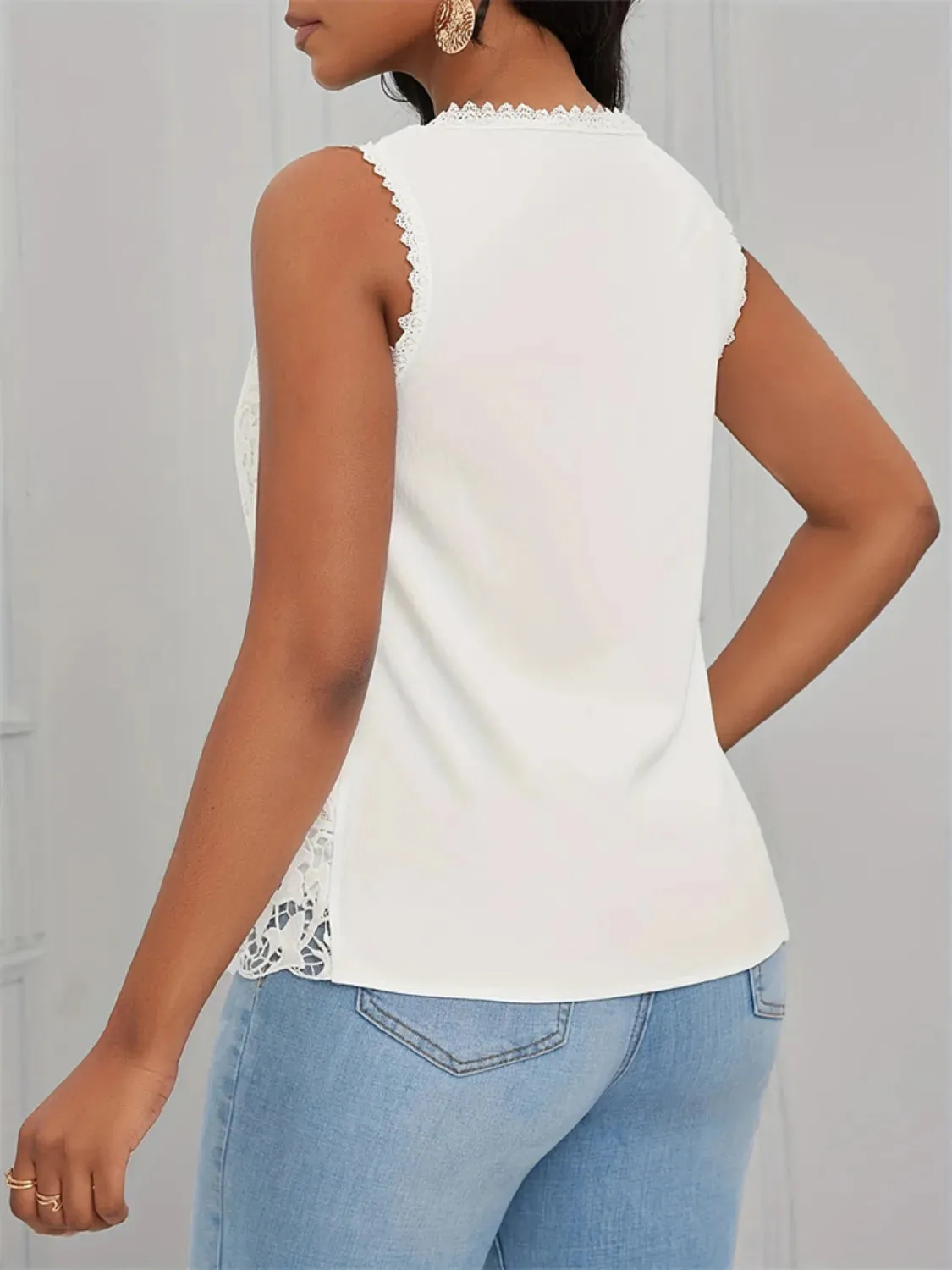 Floral Lace Sleeveless Cami Top sold by Charming Charlie product image thumbnail 2