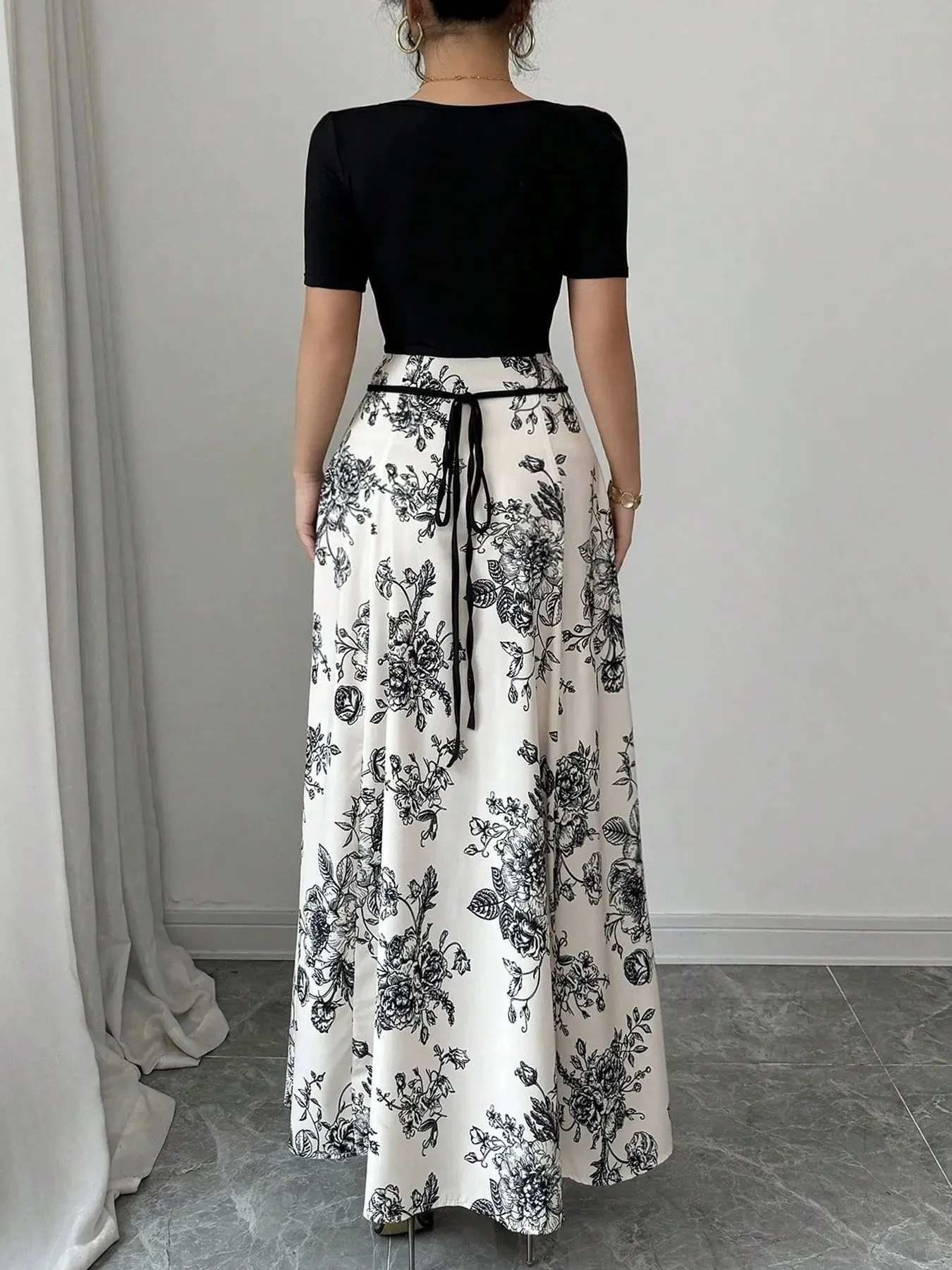 Printed Square Neck Short Sleeve Maxi Dress sold by Charming Charlie product image thumbnail 3