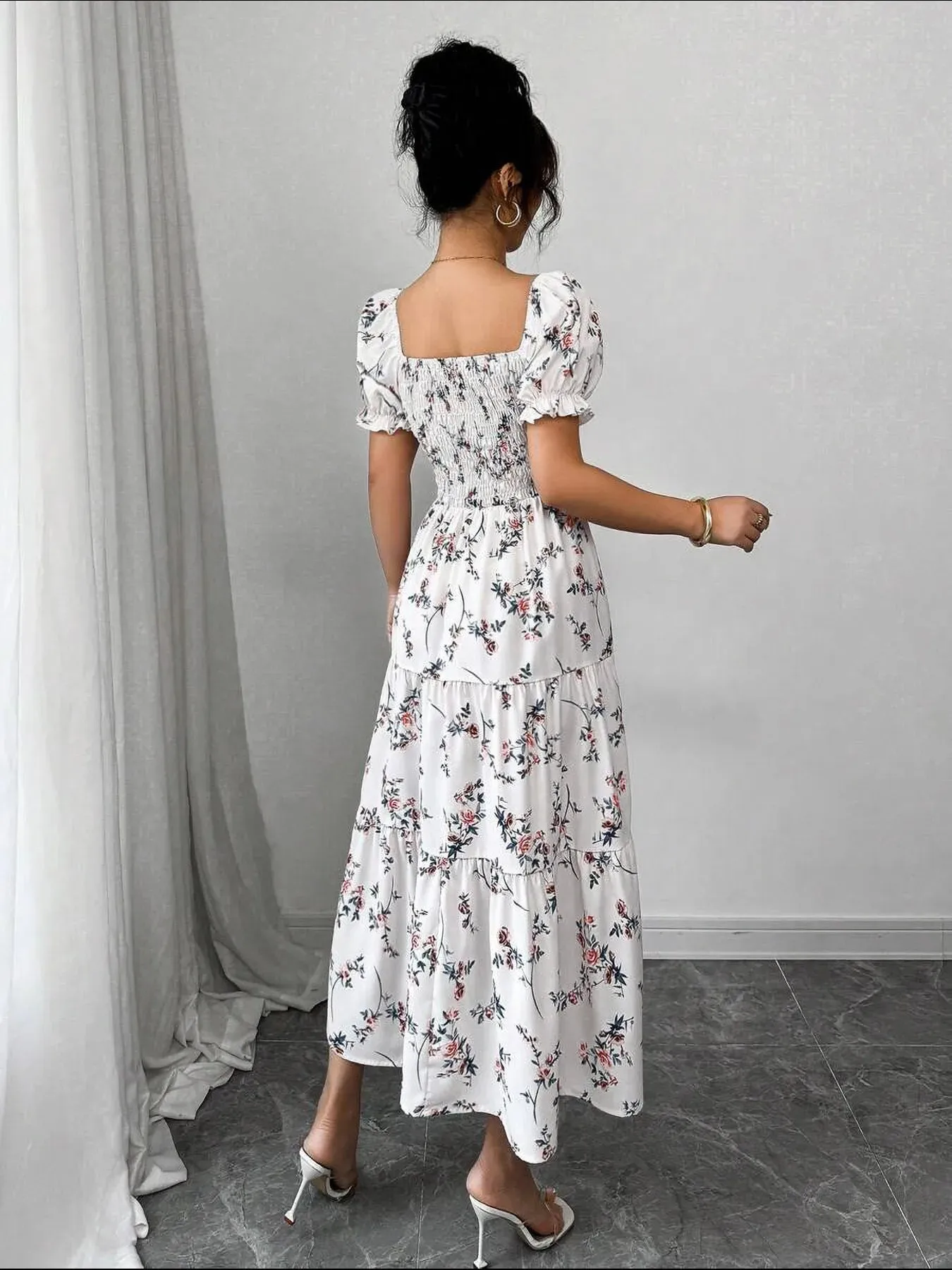 Floral Print Square Neck Puff Sleeve Midi Dress sold by Charming Charlie product image thumbnail 2