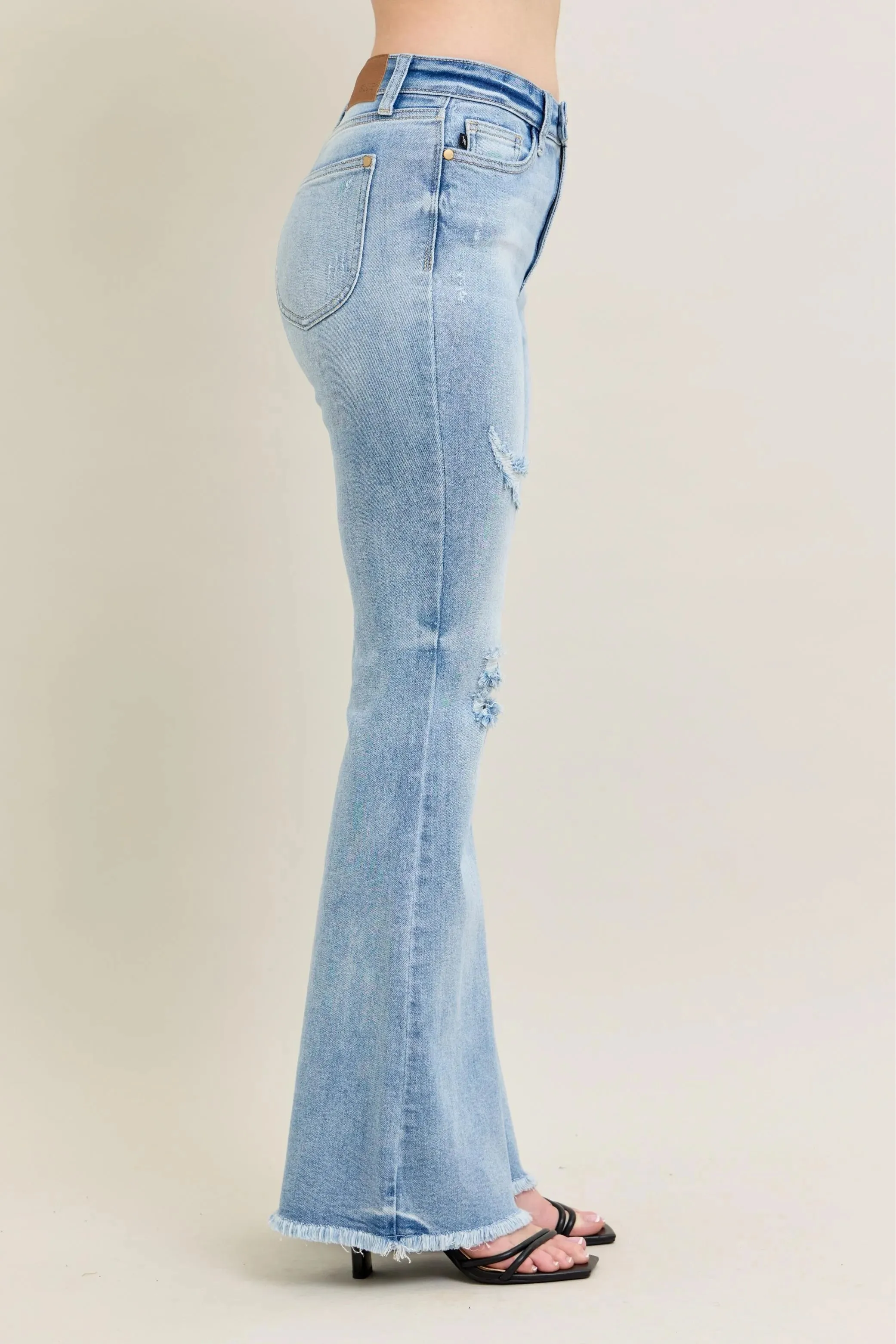 Judy Blue Full Size Hw Flare Jeans W/ Shield Pockets Plus Size sold by Charming Charlie product image thumbnail 3