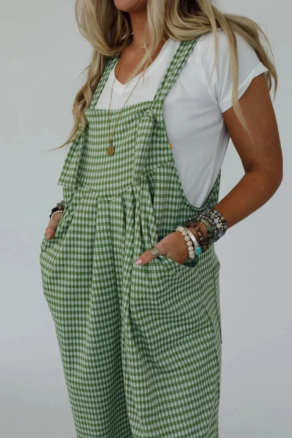 Casual Gingham Wide Leg Overalls sold by Charming Charlie product image thumbnail 4