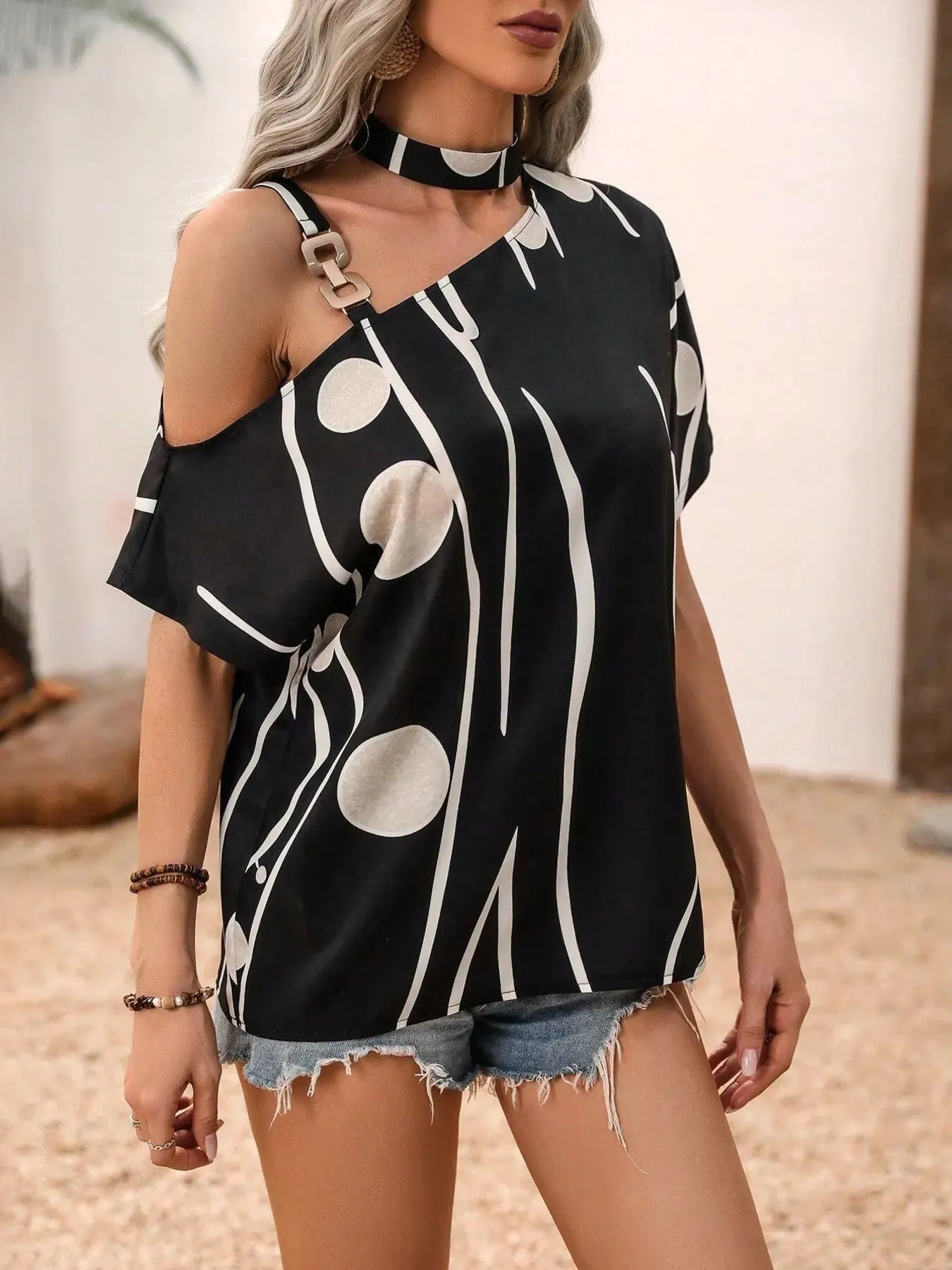 Polka Dot Short Sleeve Casual Blouse sold by Charming Charlie product image thumbnail 4