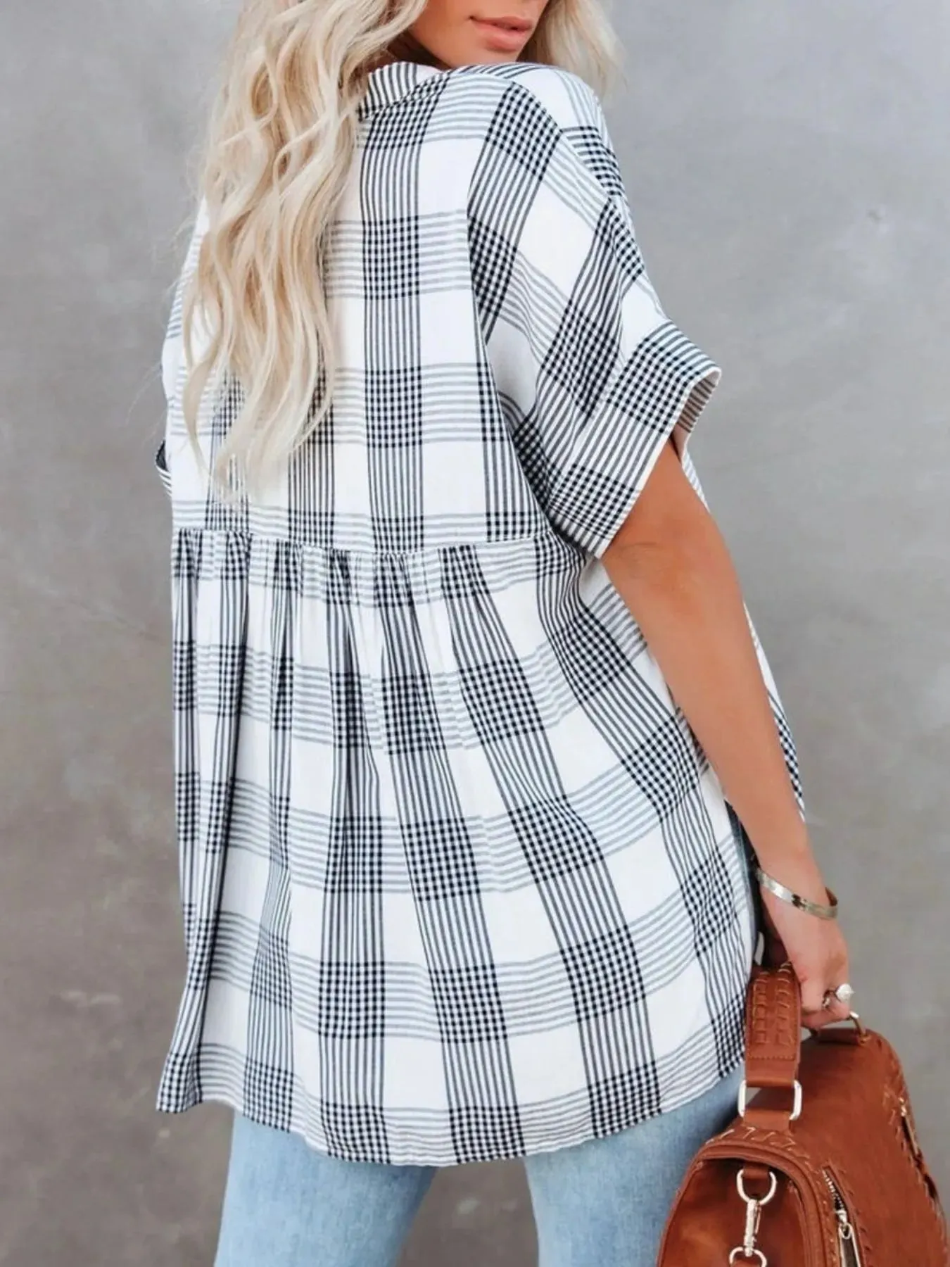 Full Size Oversized Notched Casual Shirt Plus Size sold by Charming Charlie product image thumbnail 3