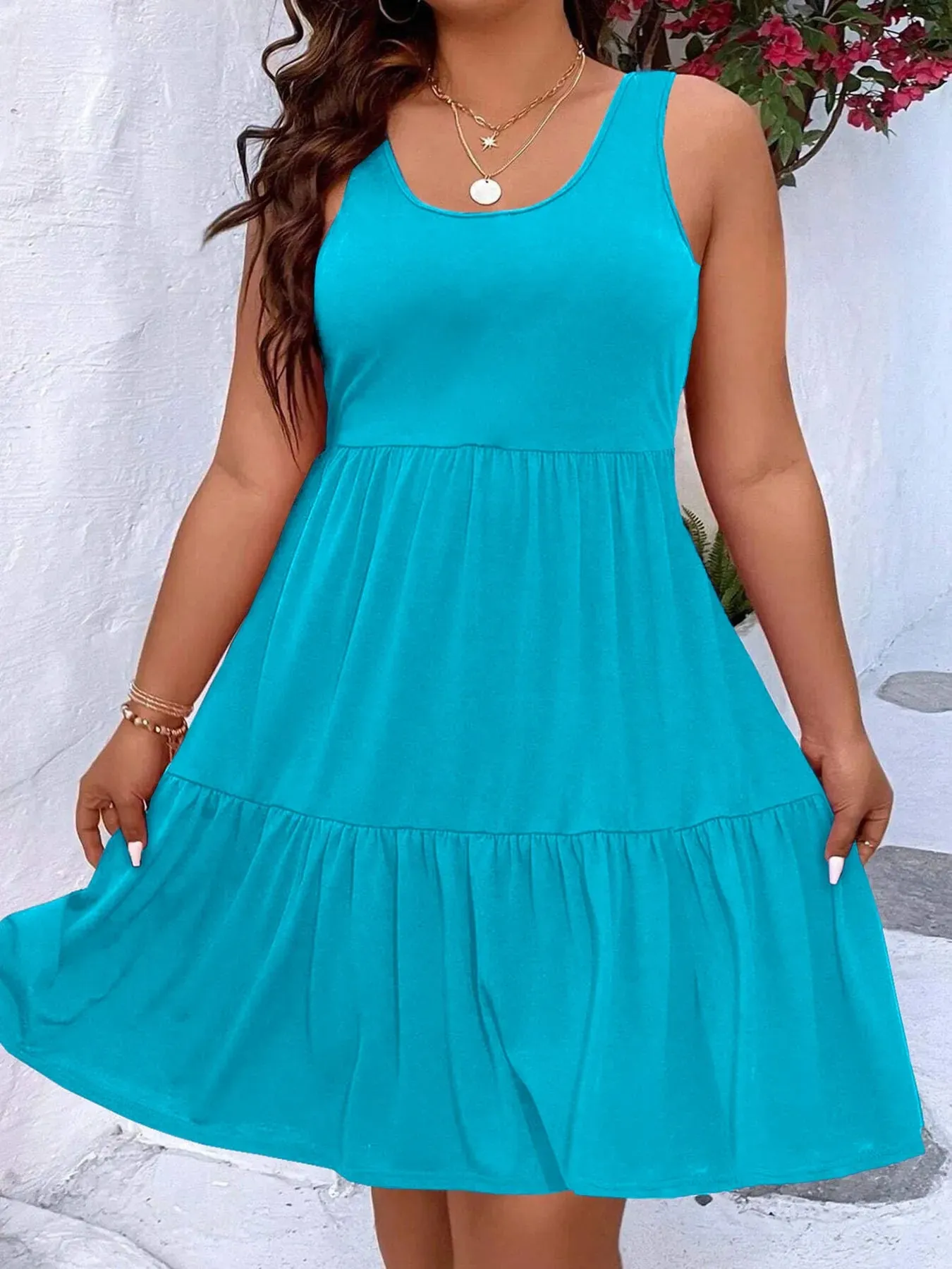 Plus Size Tiered Scoop Neck Tank Dress sold by Charming Charlie product image thumbnail 4