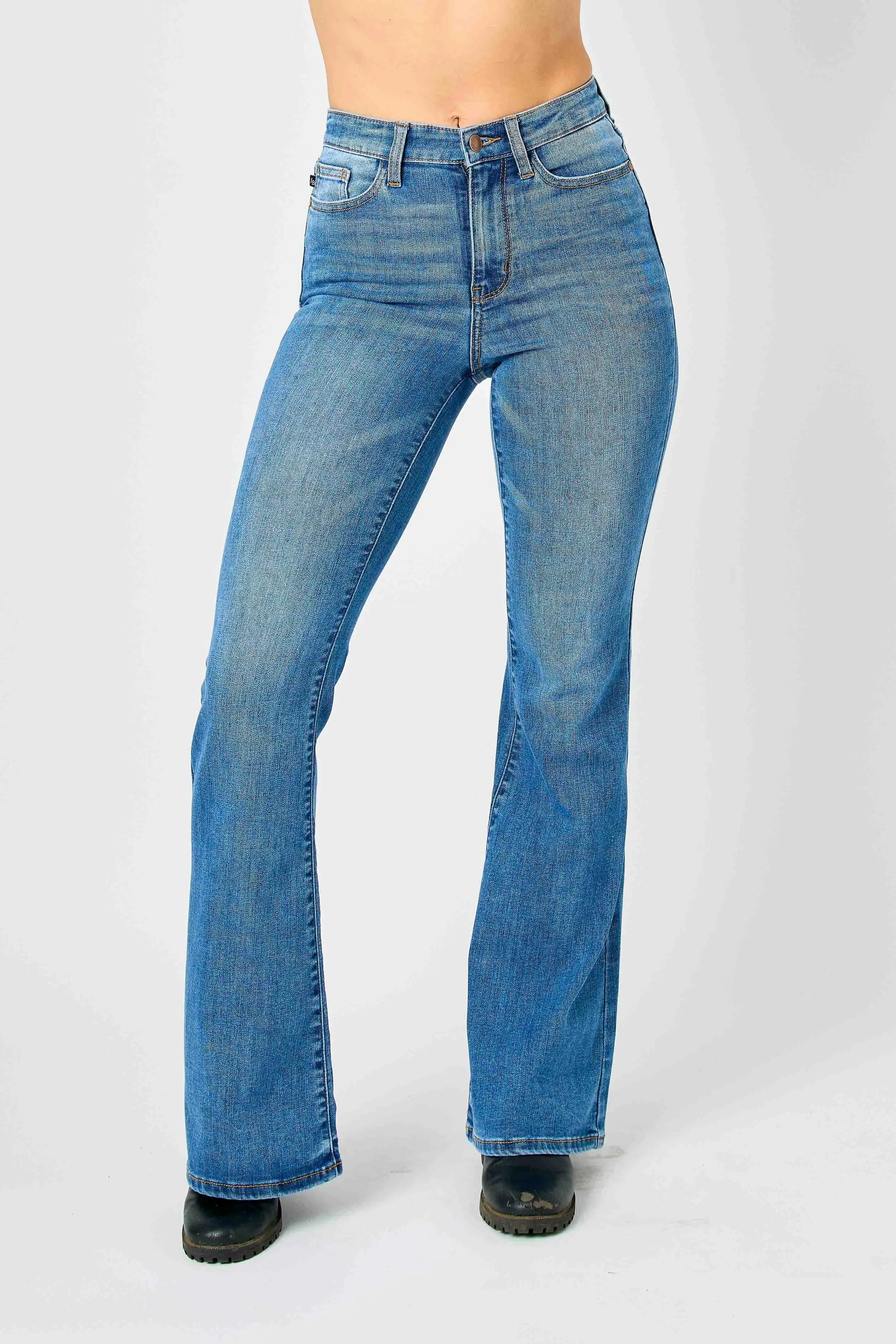 Judy Blue Full Size Hw Classic Flare Jeans Plus Size sold by Charming Charlie product image thumbnail 2