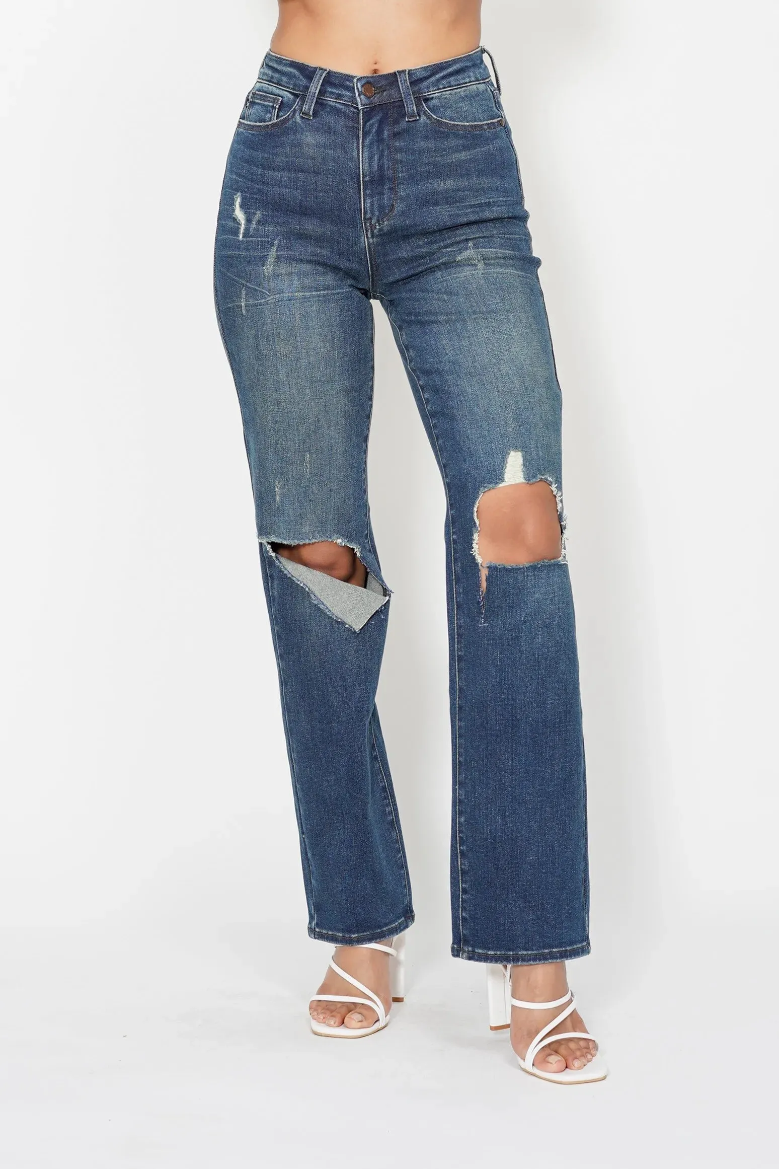 Judy Blue Full Size Hw Ripped Knee Dad Jeans Plus Size sold by Charming Charlie product image thumbnail 2