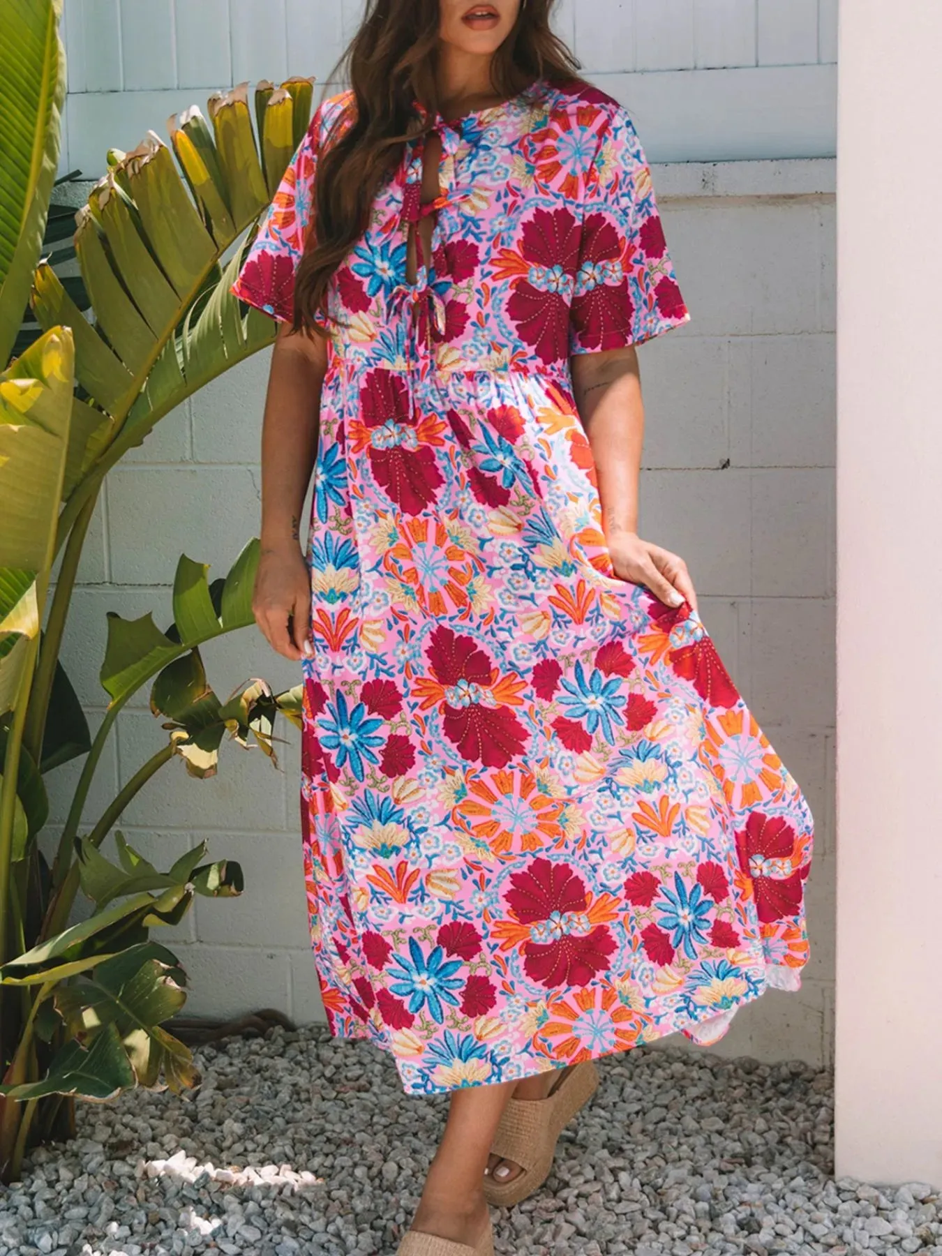 Floral Print Tie Front Midi Dress sold by Charming Charlie product image thumbnail 4