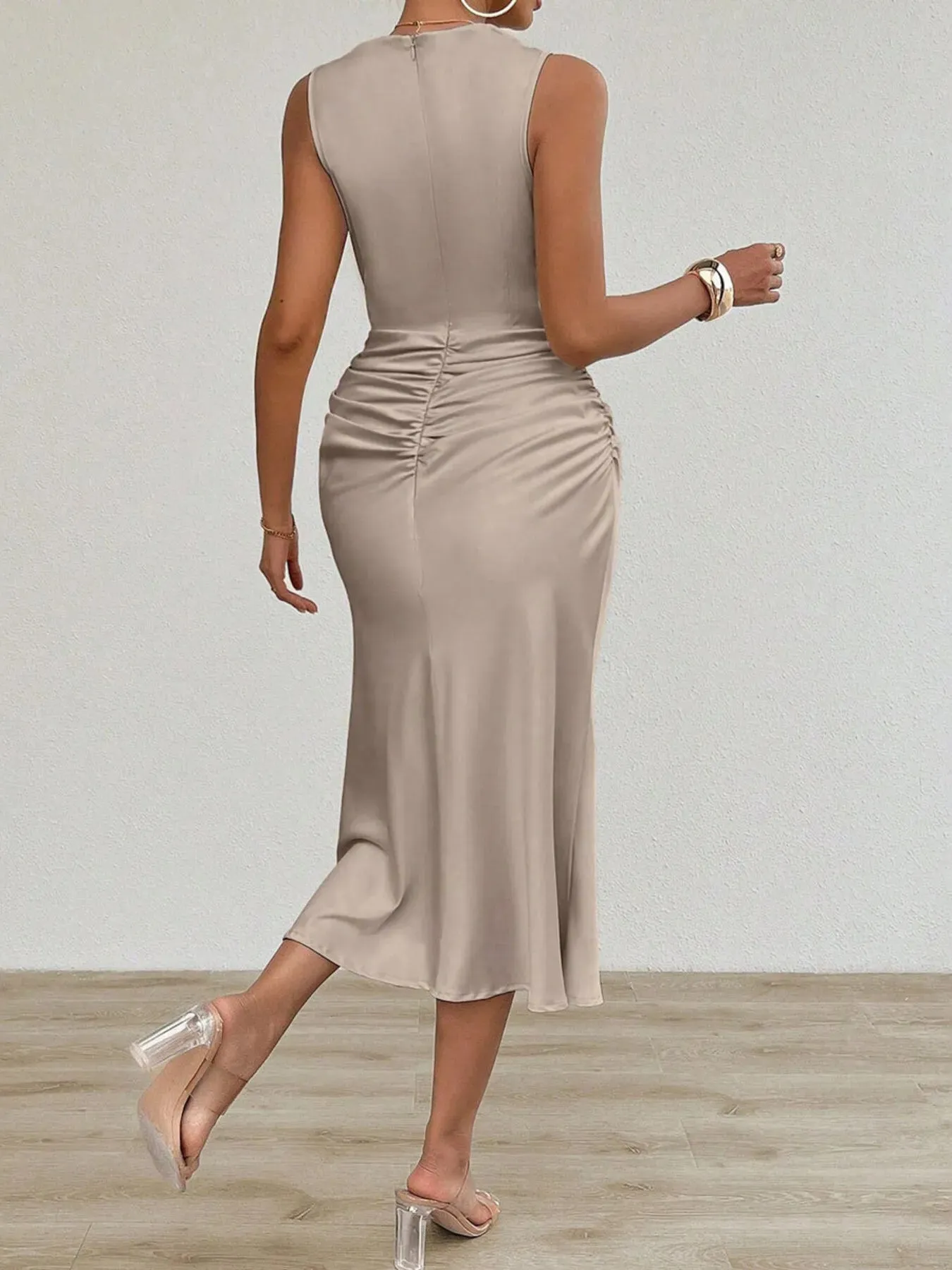 Ruched Round Neck Sleeveless Midi Dress sold by Charming Charlie product image thumbnail 3