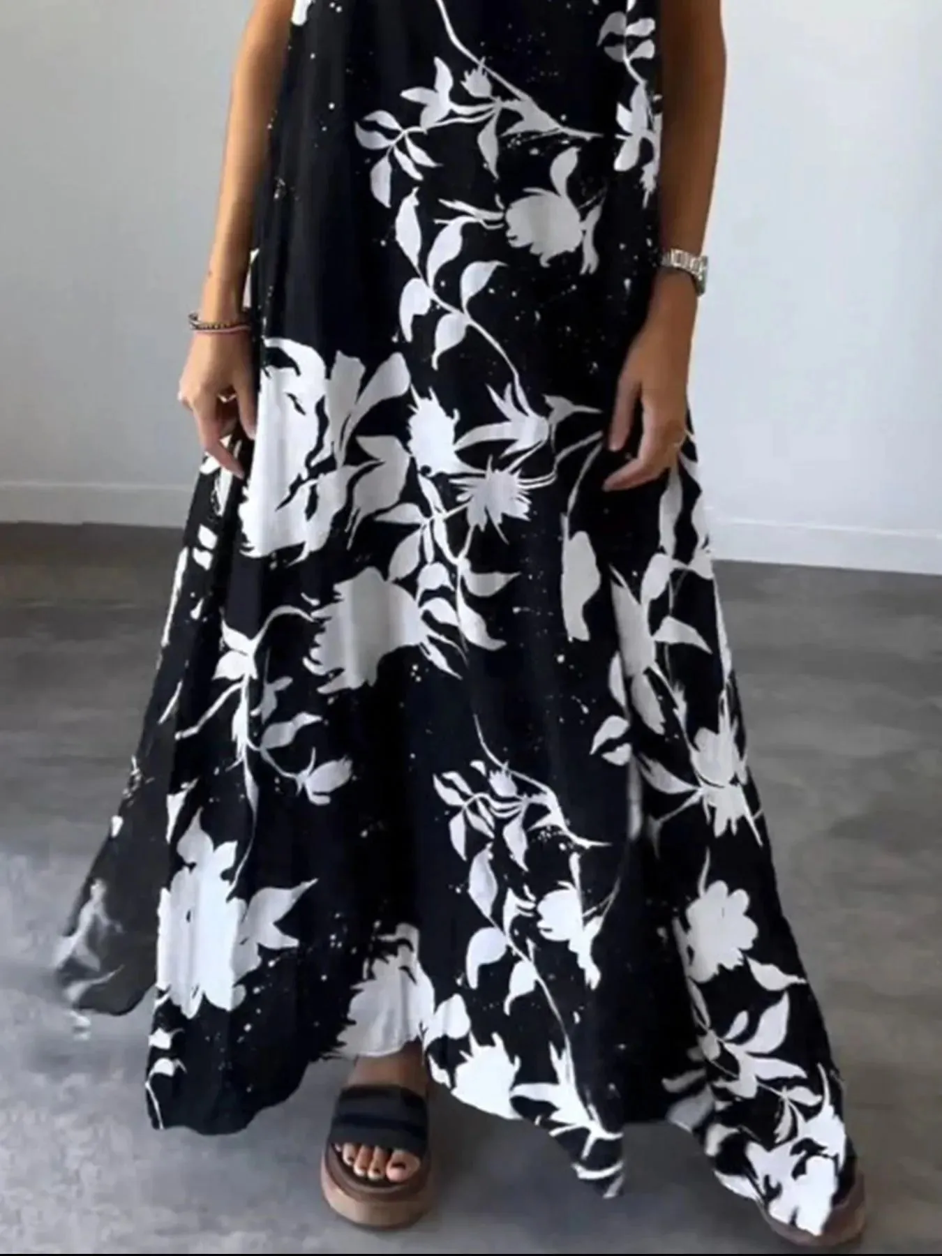 Full Size Printed V-Neck Cami Maxi Dress Plus Size sold by Charming Charlie product image thumbnail 3