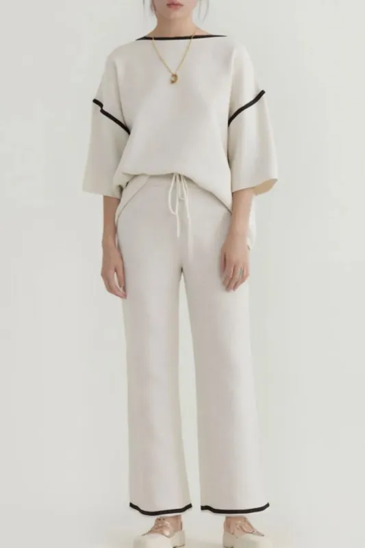 Contrast Trim Round Neck Top and Pants Set made by Trendsi