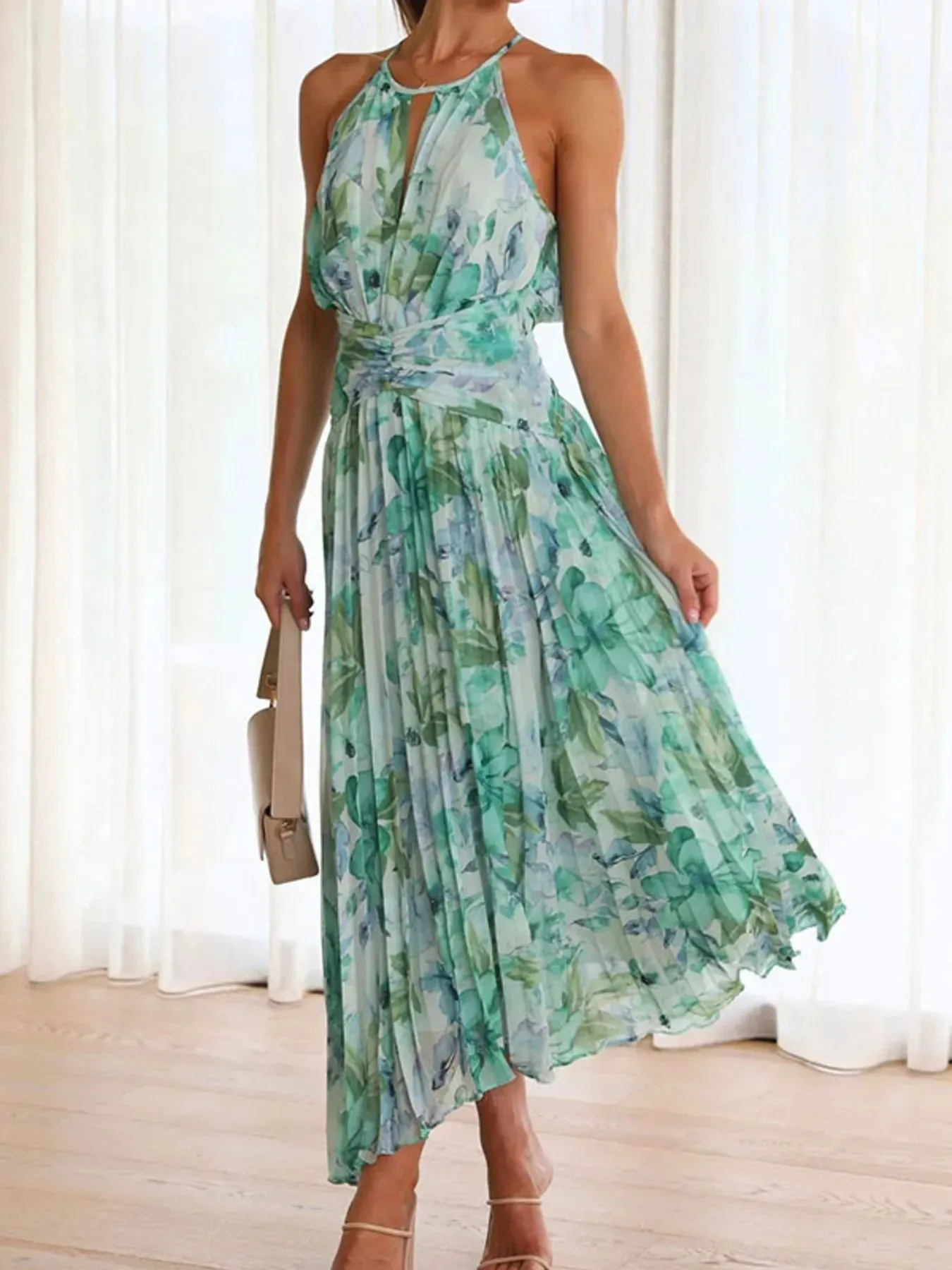 Printed Sleeveless Pleated Dress sold by Charming Charlie product image thumbnail 2