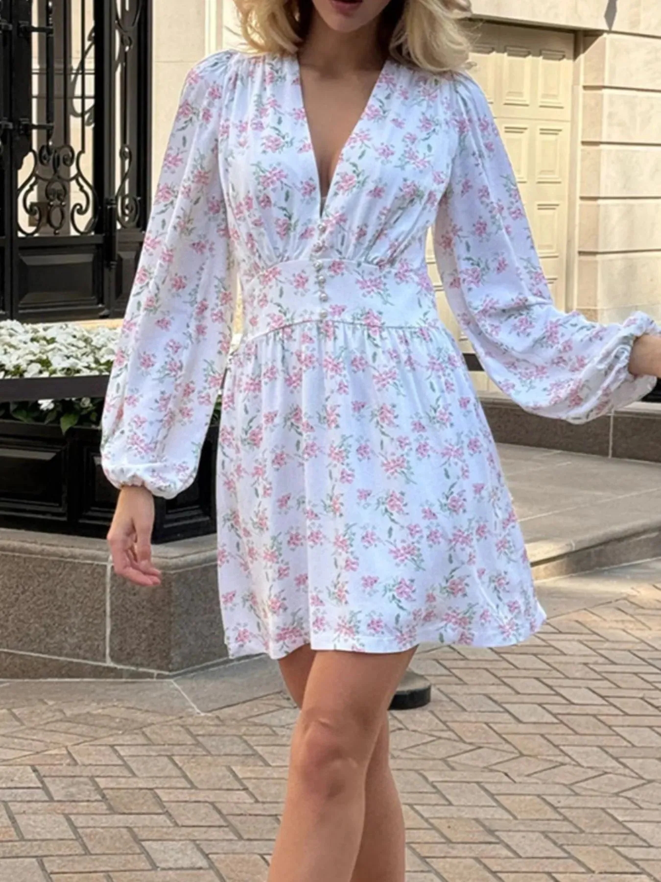 Floral Print Balloon Sleeve Dress sold by Charming Charlie product image thumbnail 5