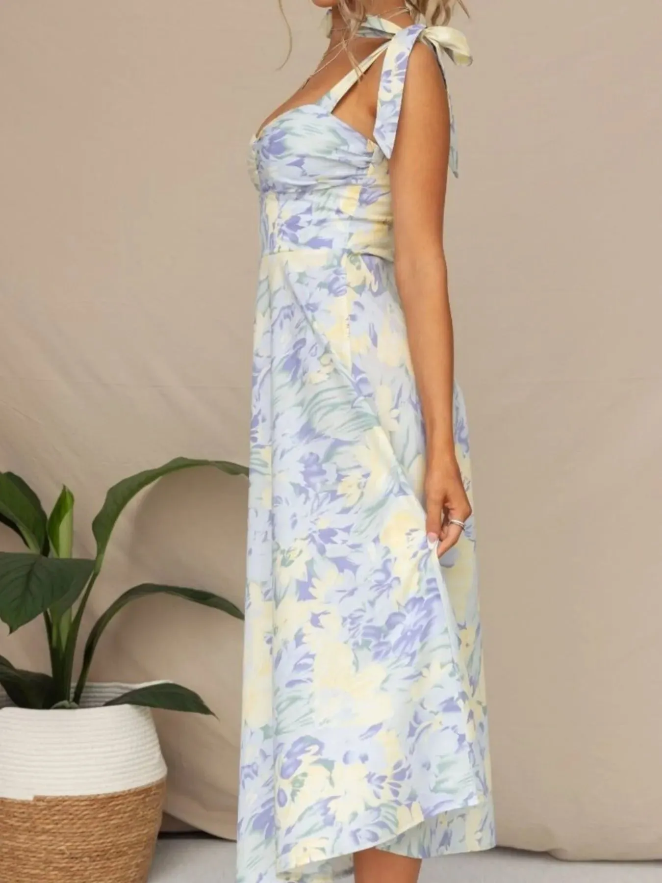 Floral Tie-Strap Sweetheart Neck Midi Dress sold by Charming Charlie product image thumbnail 5
