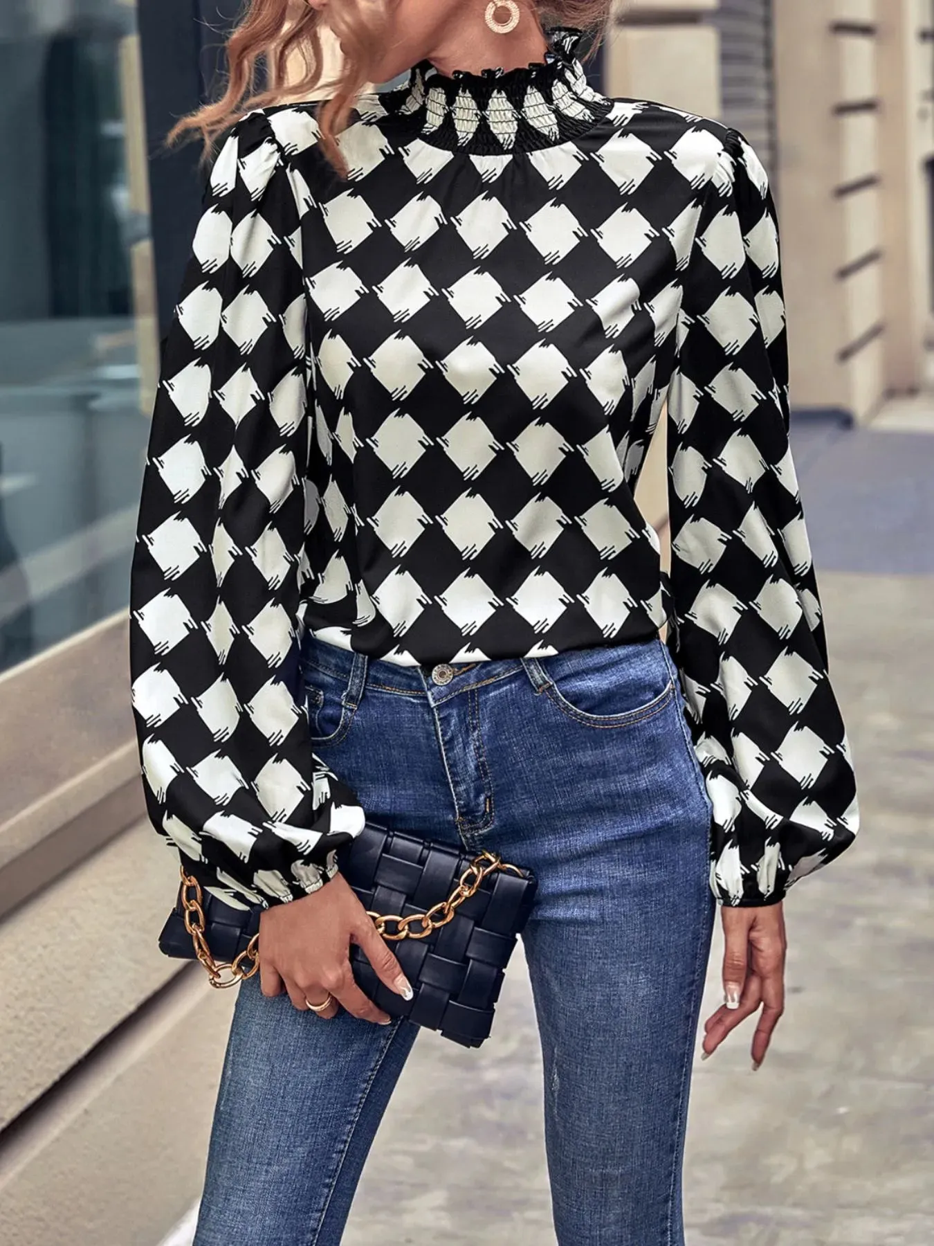 Checkered Pattern Balloon Sleeve Blouse sold by Charming Charlie product image thumbnail 4