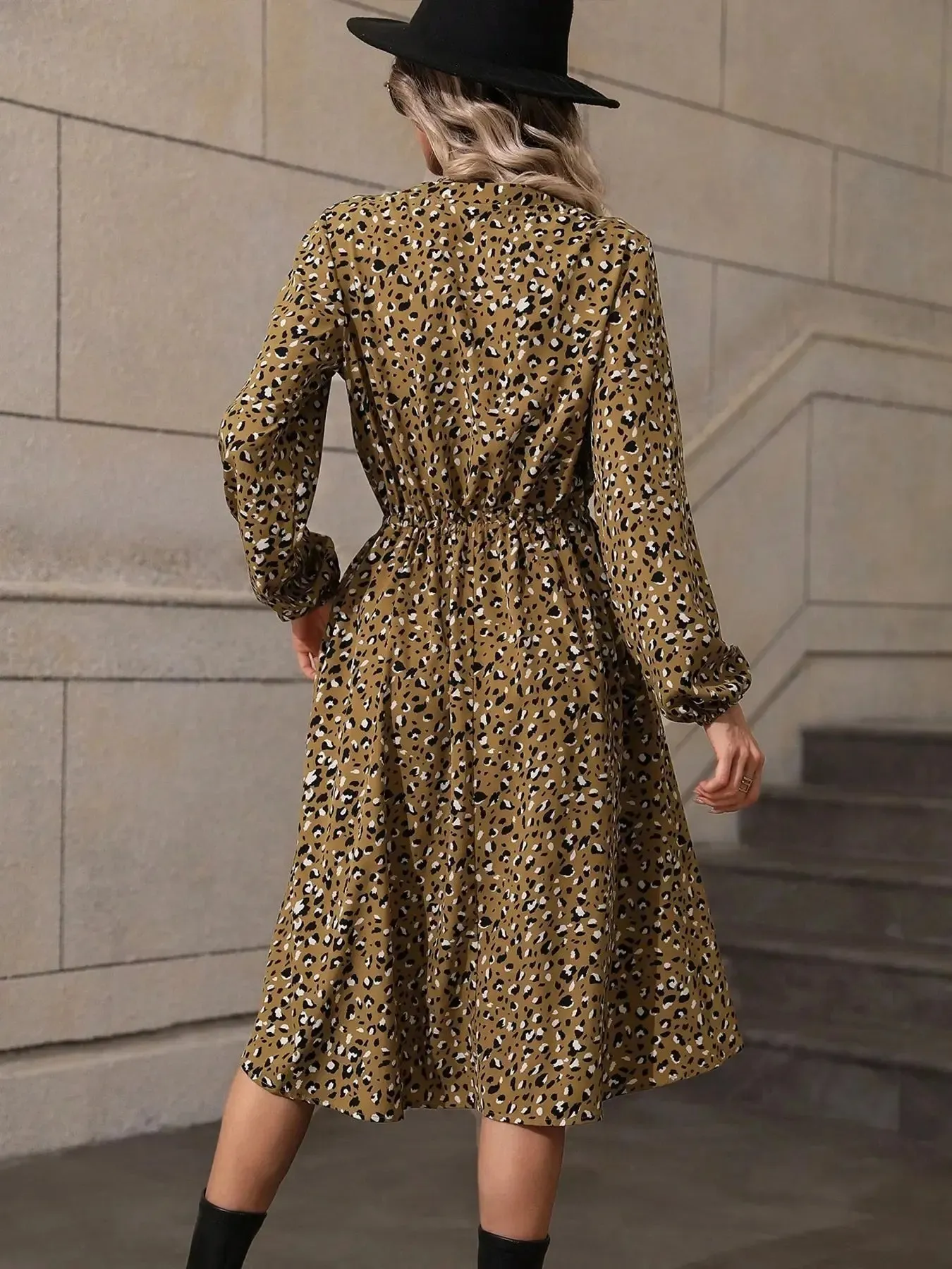 Printed Long Sleeve Midi Dress sold by Charming Charlie product image thumbnail 3