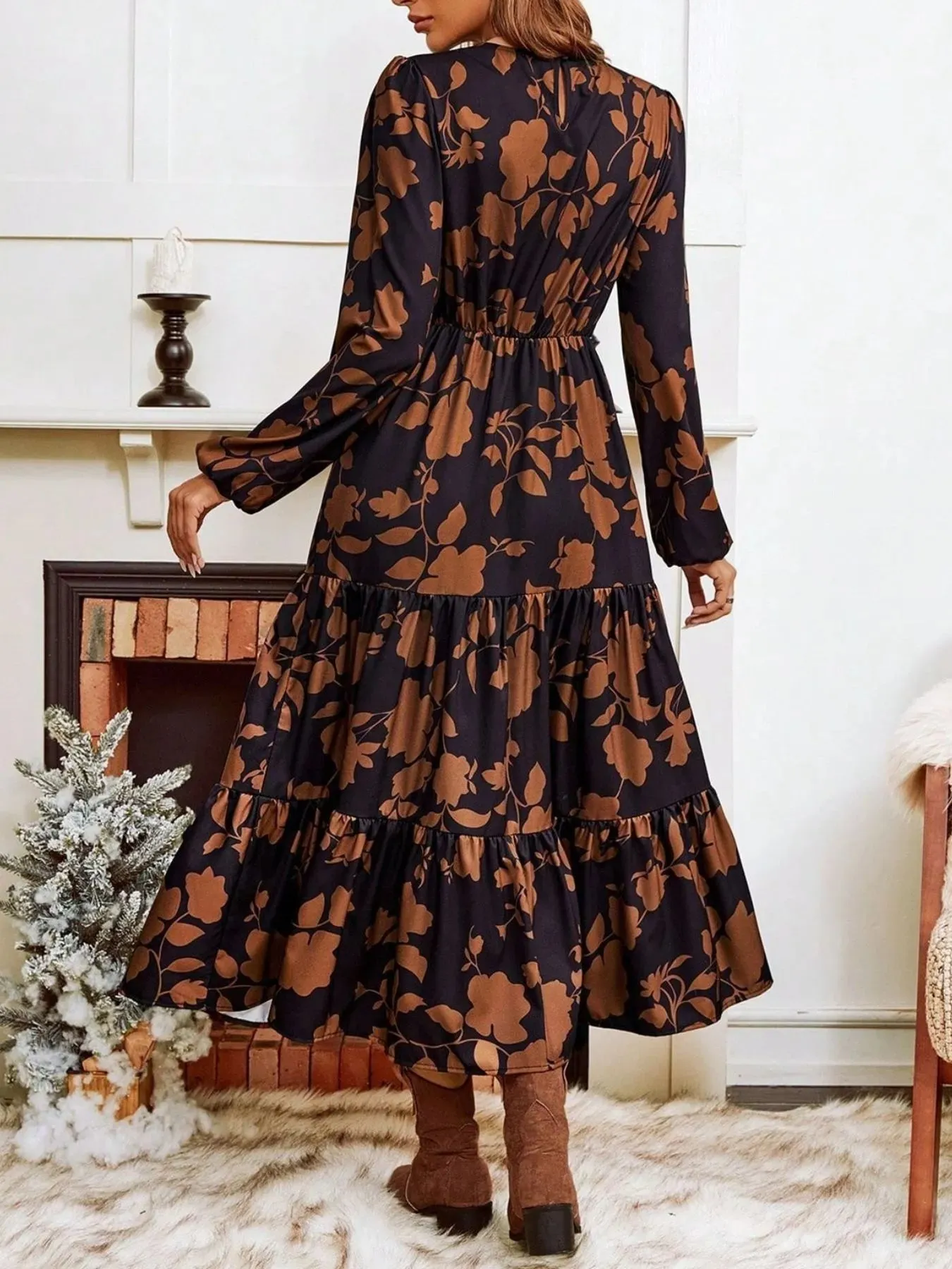Floral Tiered Midi Dress with Long Sleeves sold by Charming Charlie product image thumbnail 5