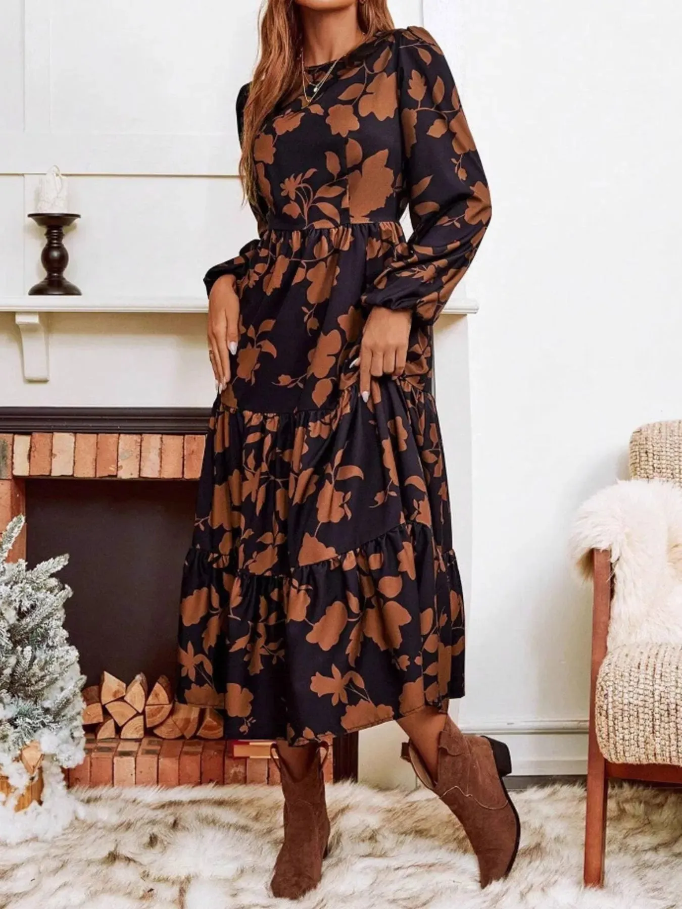 Floral Tiered Midi Dress with Long Sleeves sold by Charming Charlie product image thumbnail 4