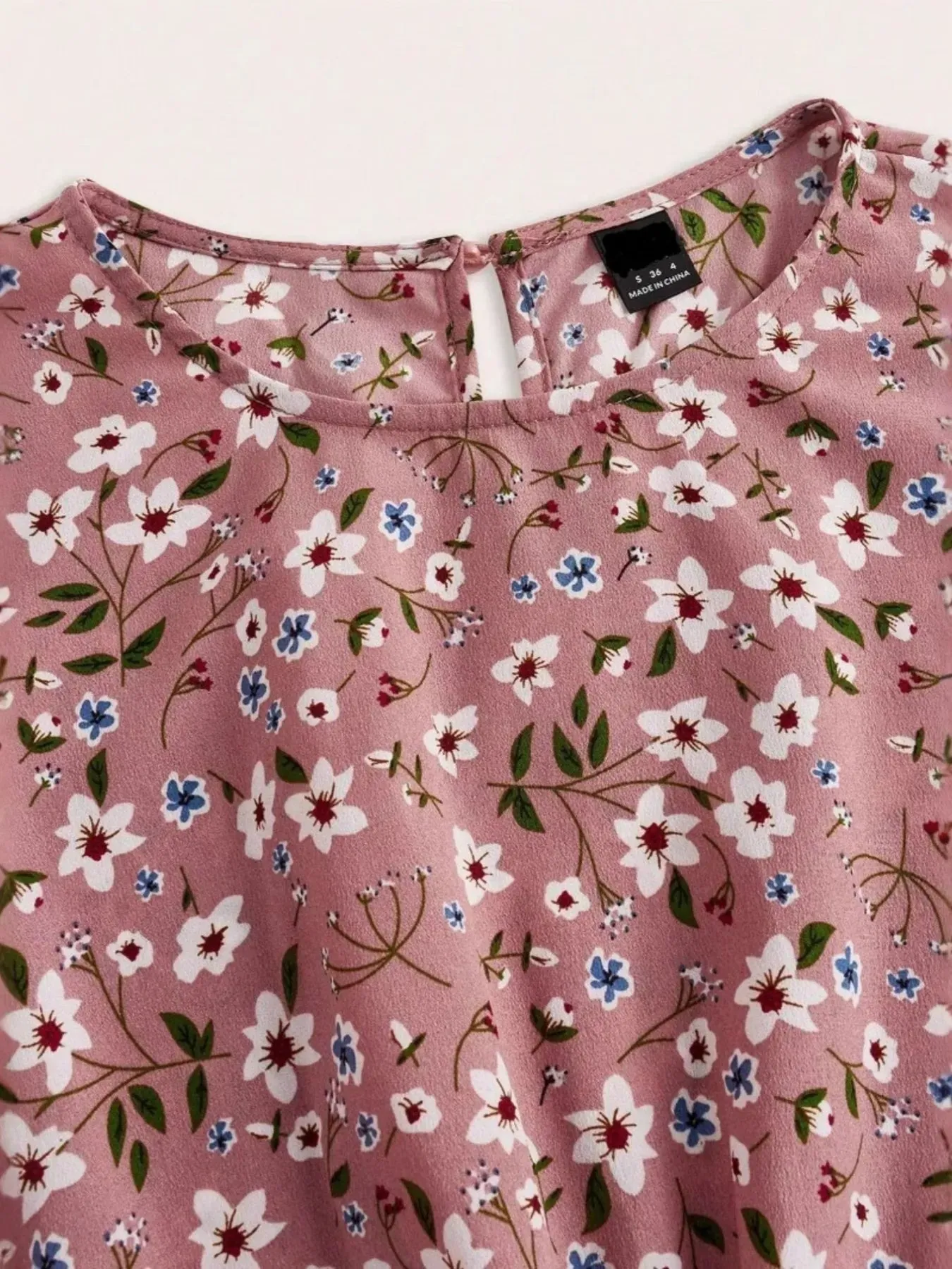 Floral Print Balloon Sleeve Maxi Dress sold by Charming Charlie product image thumbnail 4