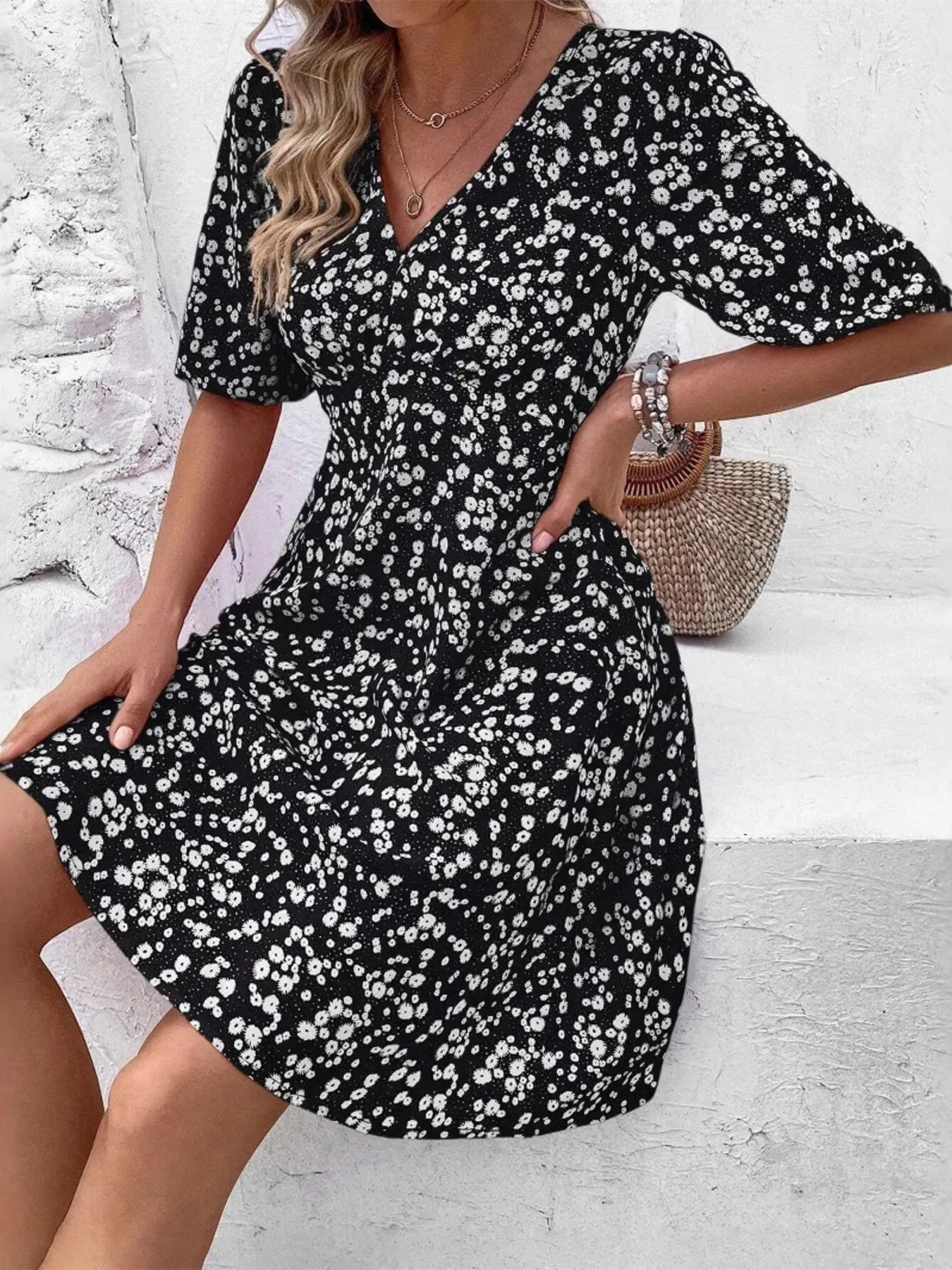 Printed Long Sleeve Mini Dress sold by Charming Charlie product image thumbnail 4