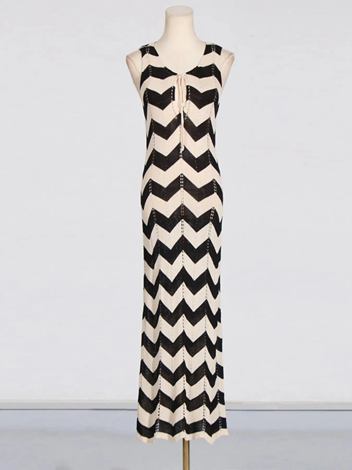 Tie Front Chevron Striped Maxi Dress sold by Charming Charlie product image thumbnail 3