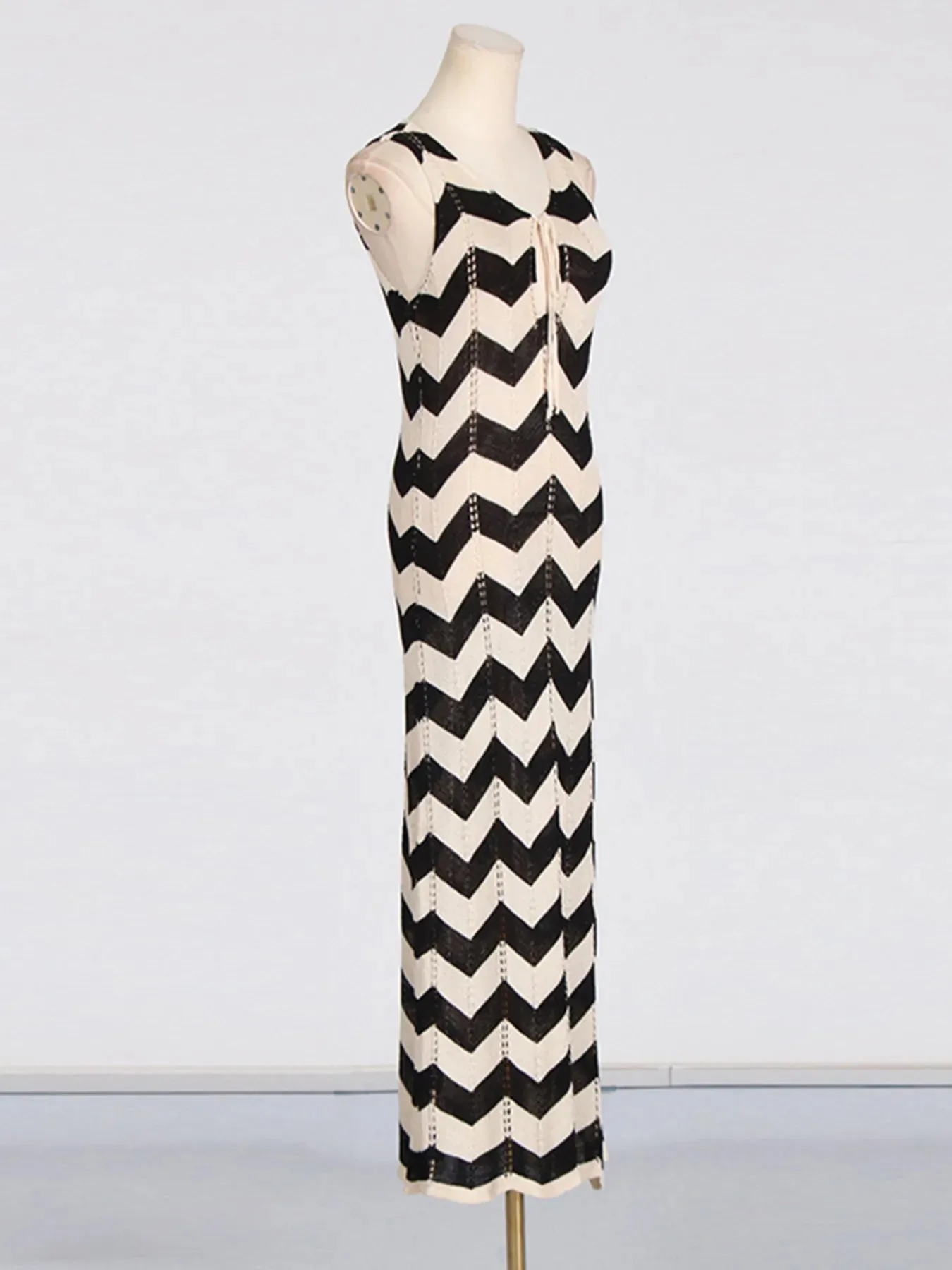 Tie Front Chevron Striped Maxi Dress sold by Charming Charlie product image thumbnail 5