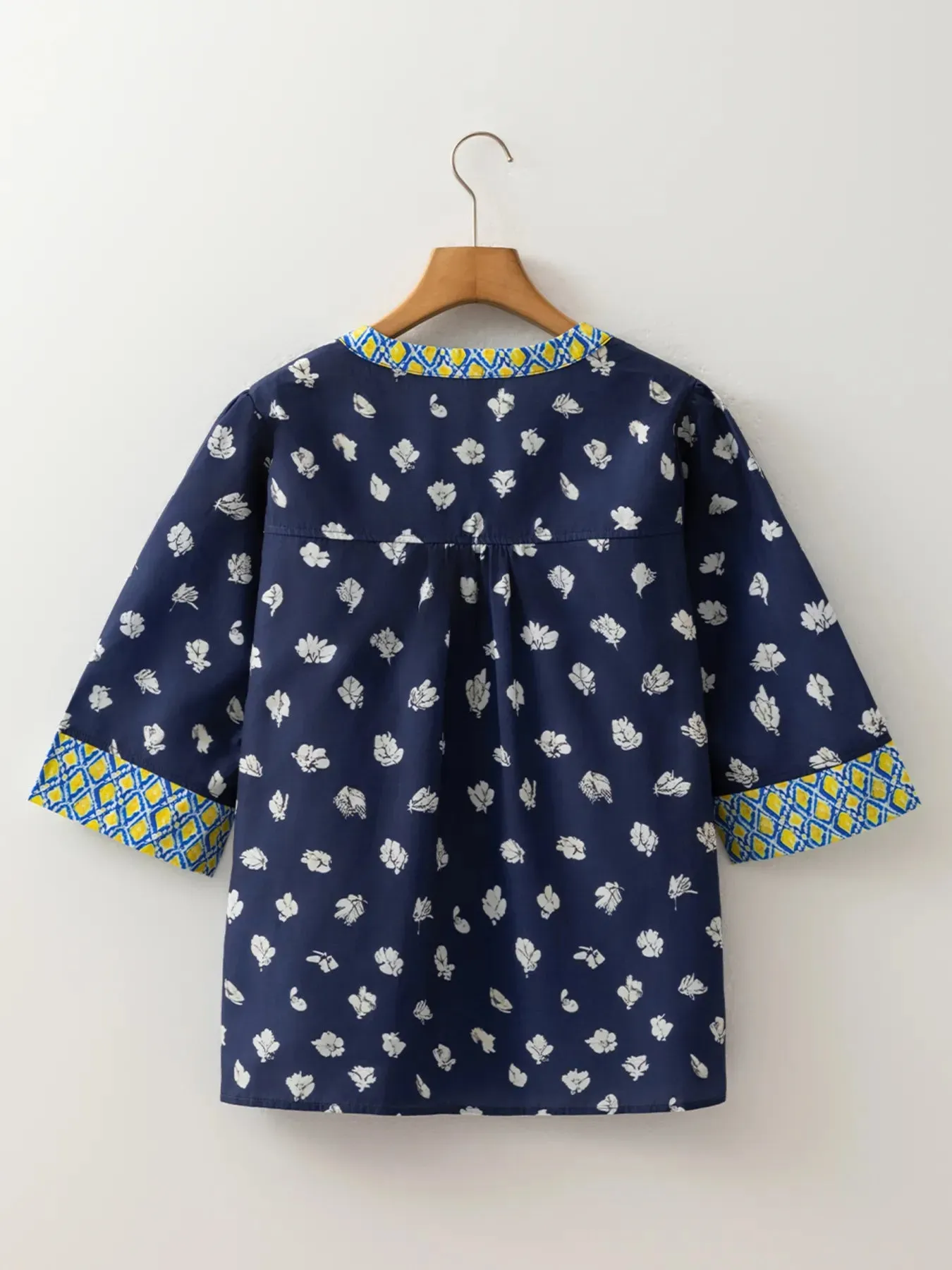 Floral Print Half Sleeve Contrast Trim Blouse sold by Charming Charlie product image thumbnail 3