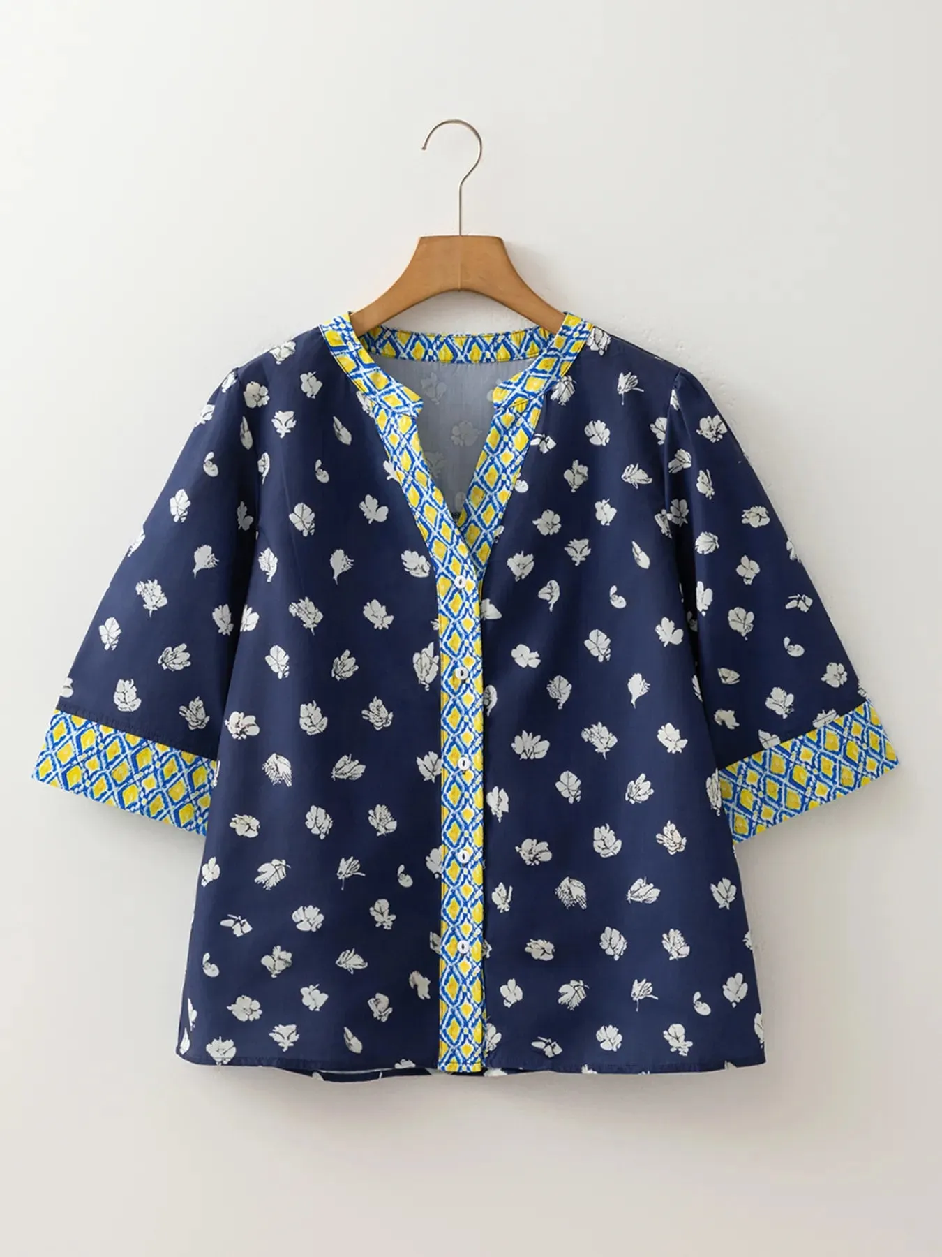 Floral Print Half Sleeve Contrast Trim Blouse sold by Charming Charlie product image thumbnail 2