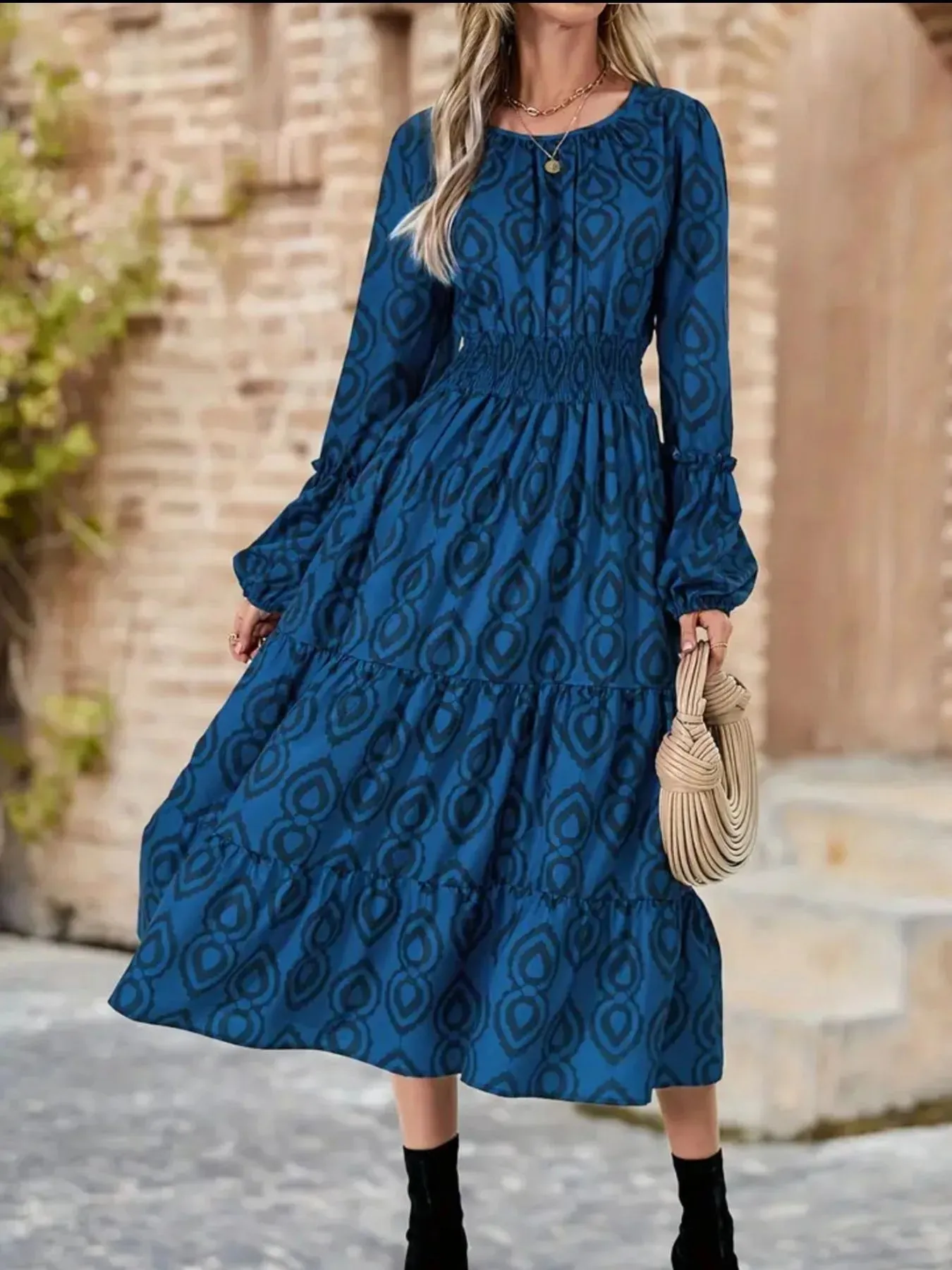Printed Round Neck Balloon Sleeve Dress sold by Charming Charlie product image thumbnail 4