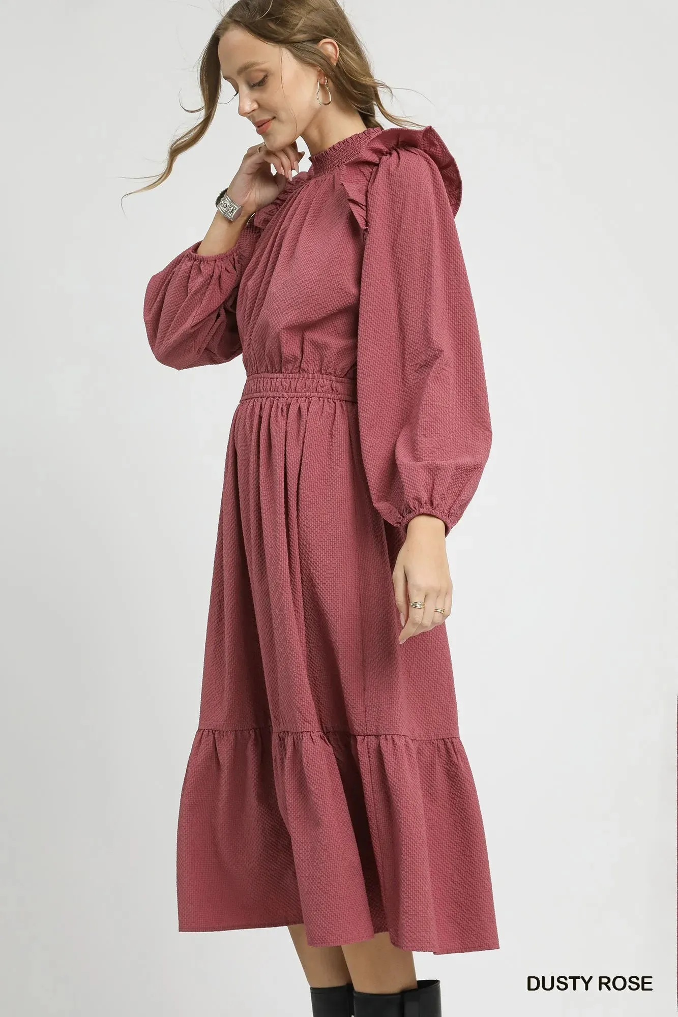 Umgee Textured Midi Dress with Ruffle Shoulder Detail sold by Charming Charlie product image thumbnail 4