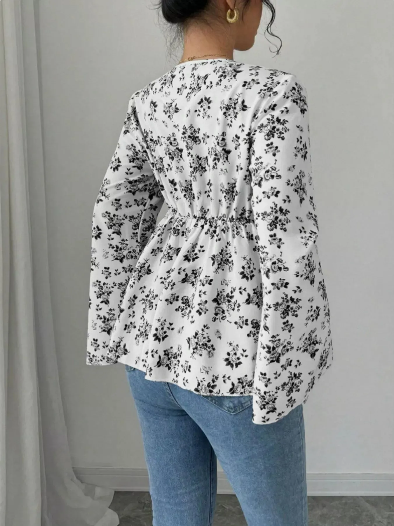 Floral Print V-Neck Long Sleeve Blouse sold by Charming Charlie product image thumbnail 2