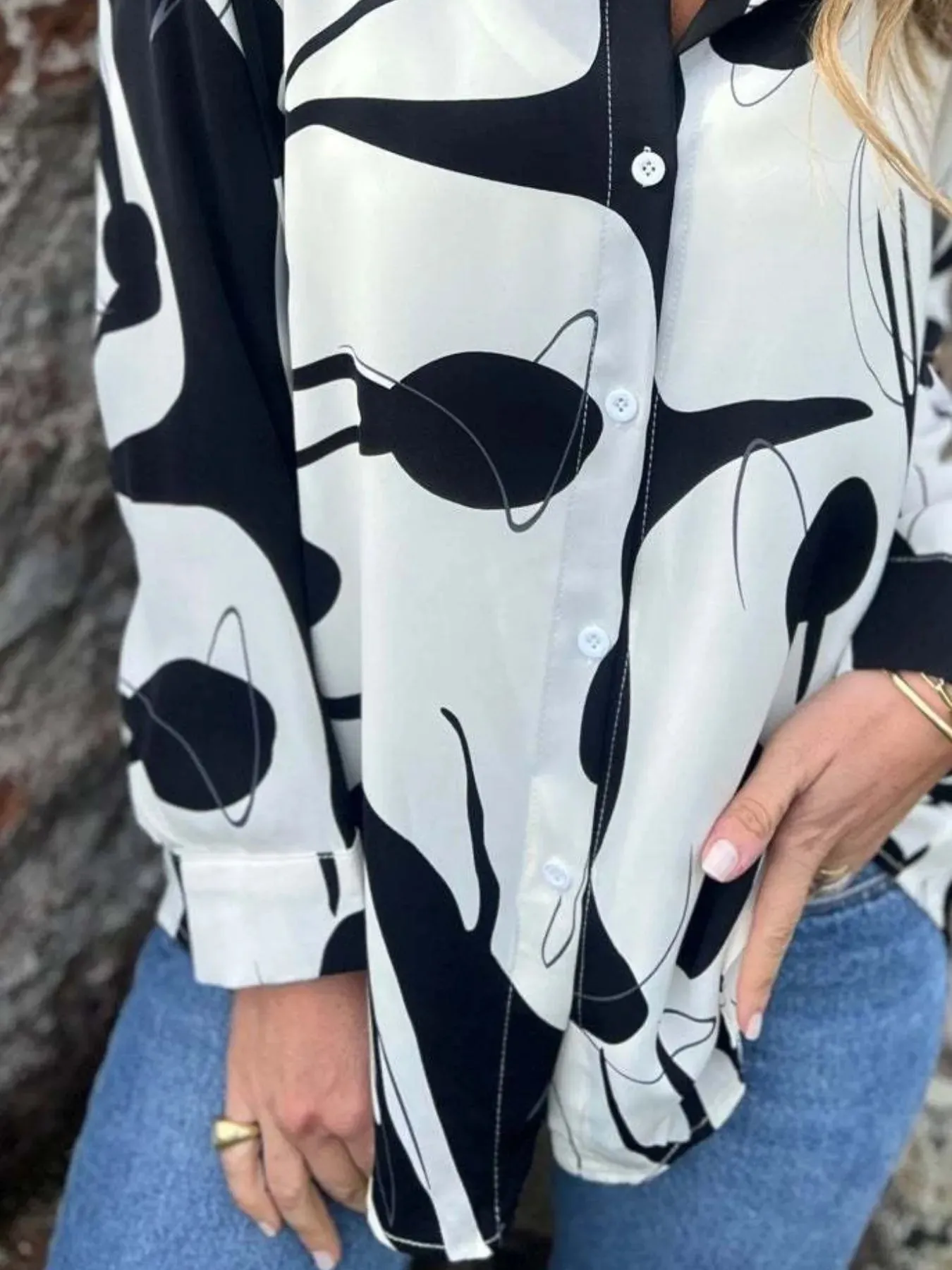 Full Size Abstract Print Long Sleeve Button-Up Shirt Plus Size sold by Charming Charlie product image thumbnail 4